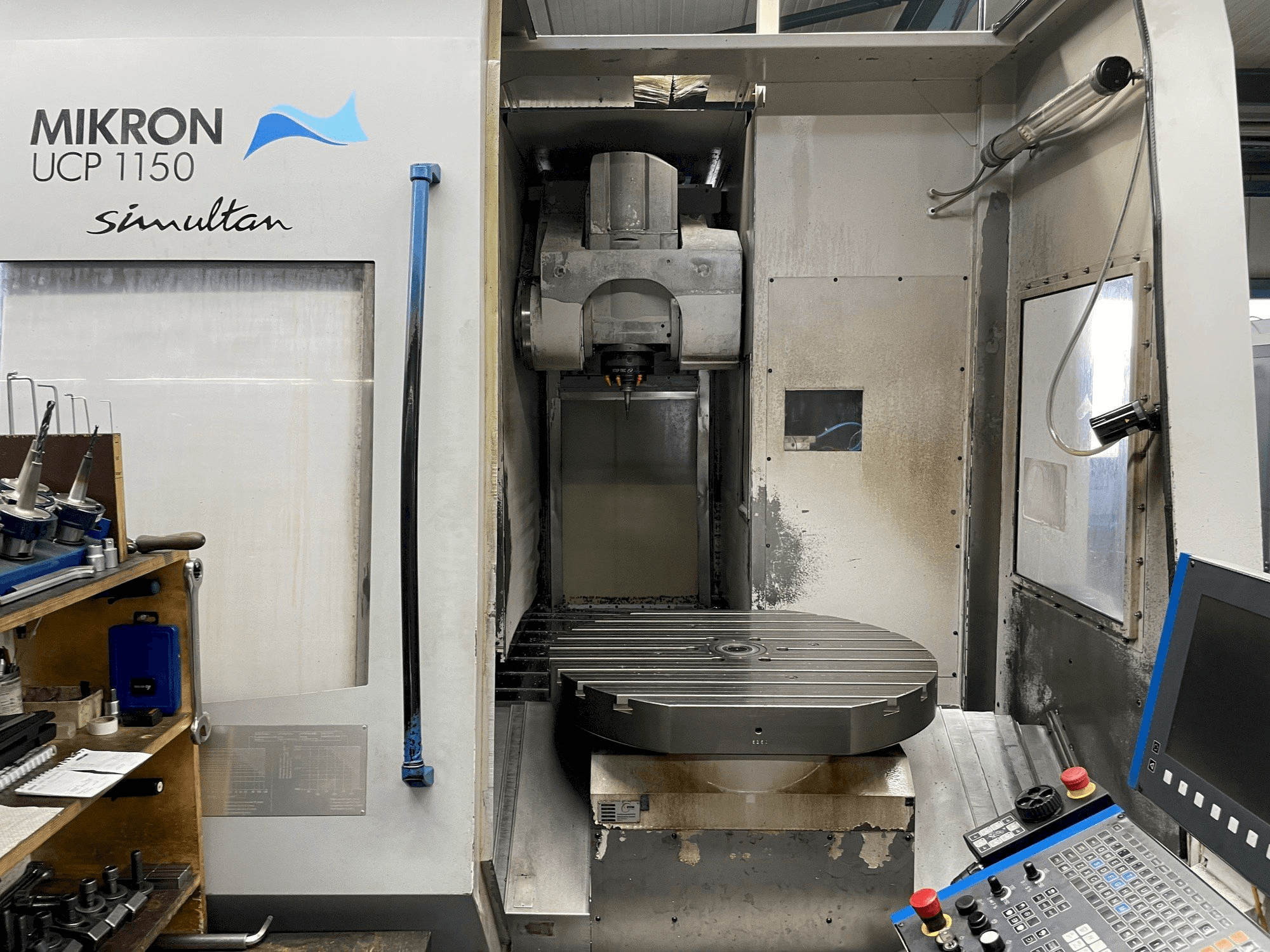 Makine MIKRON UCP 1150 SIMULTAN - Önden görünüm