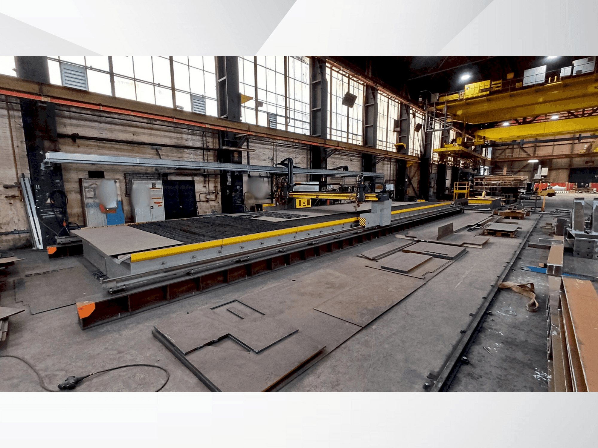 Makine ESAB SXE-P4500 - Önden görünüm