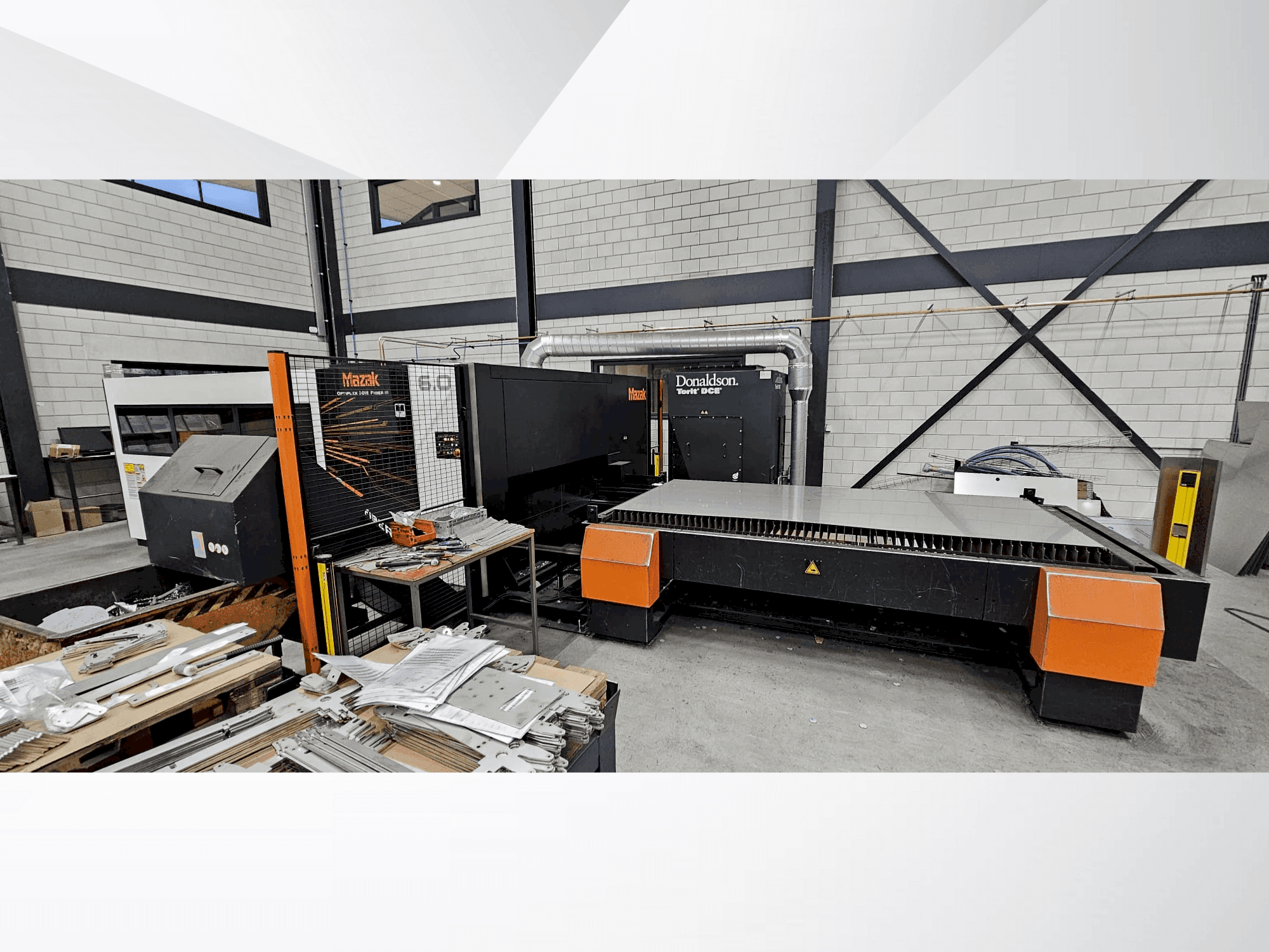 Makine Mazak Optiplex 3015 Fiber III 6,0kW - Önden görünüm