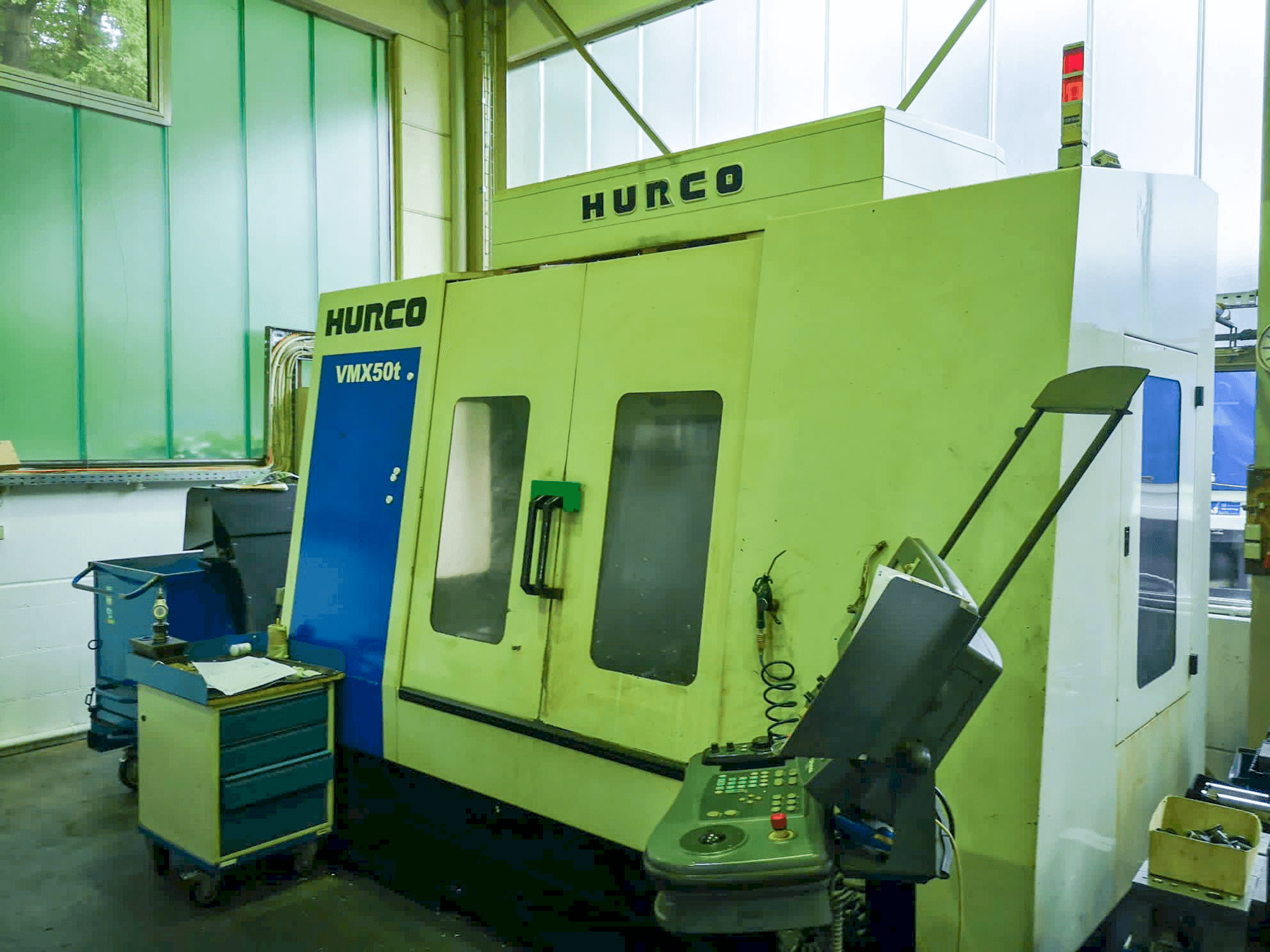 Makine Hurco VMX50t - Önden görünüm