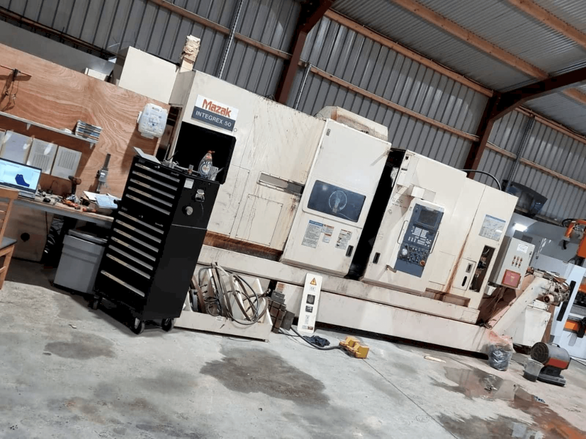 Makine Mazak Integrex 50YR-1500U - Önden görünüm