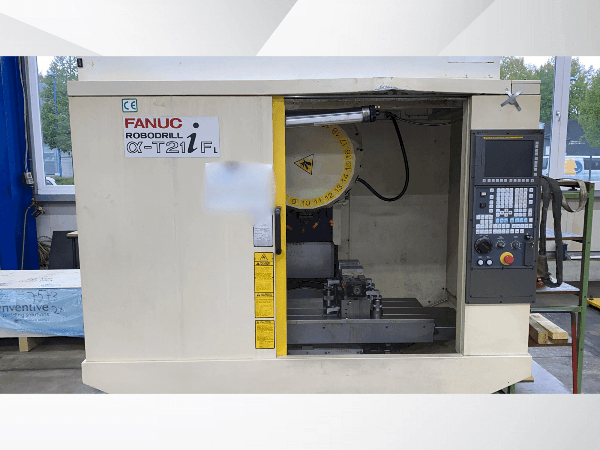 Makine FANUC a-T21iFL - Önden görünüm