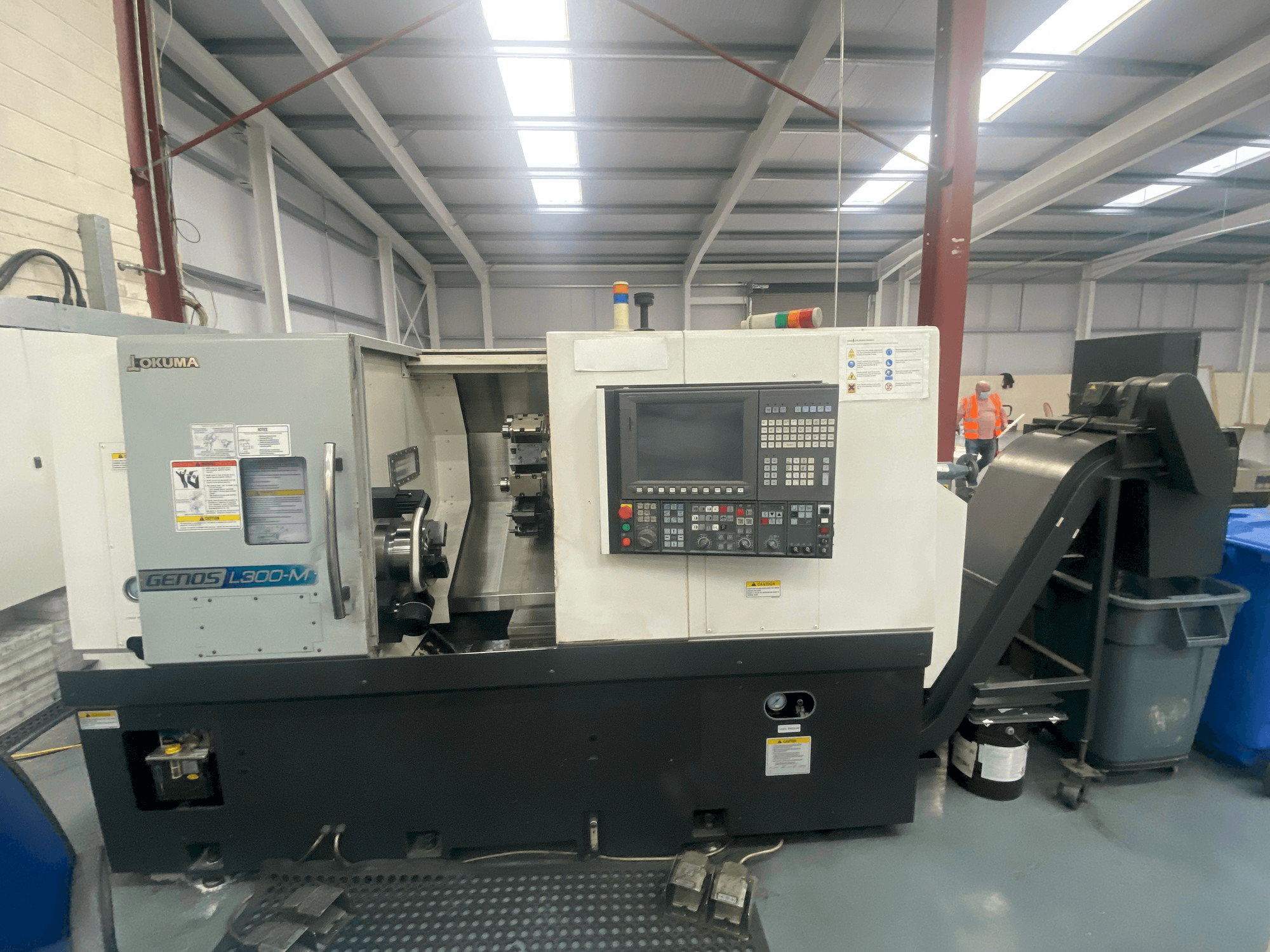Makine Okuma Genos L300MW - Önden görünüm