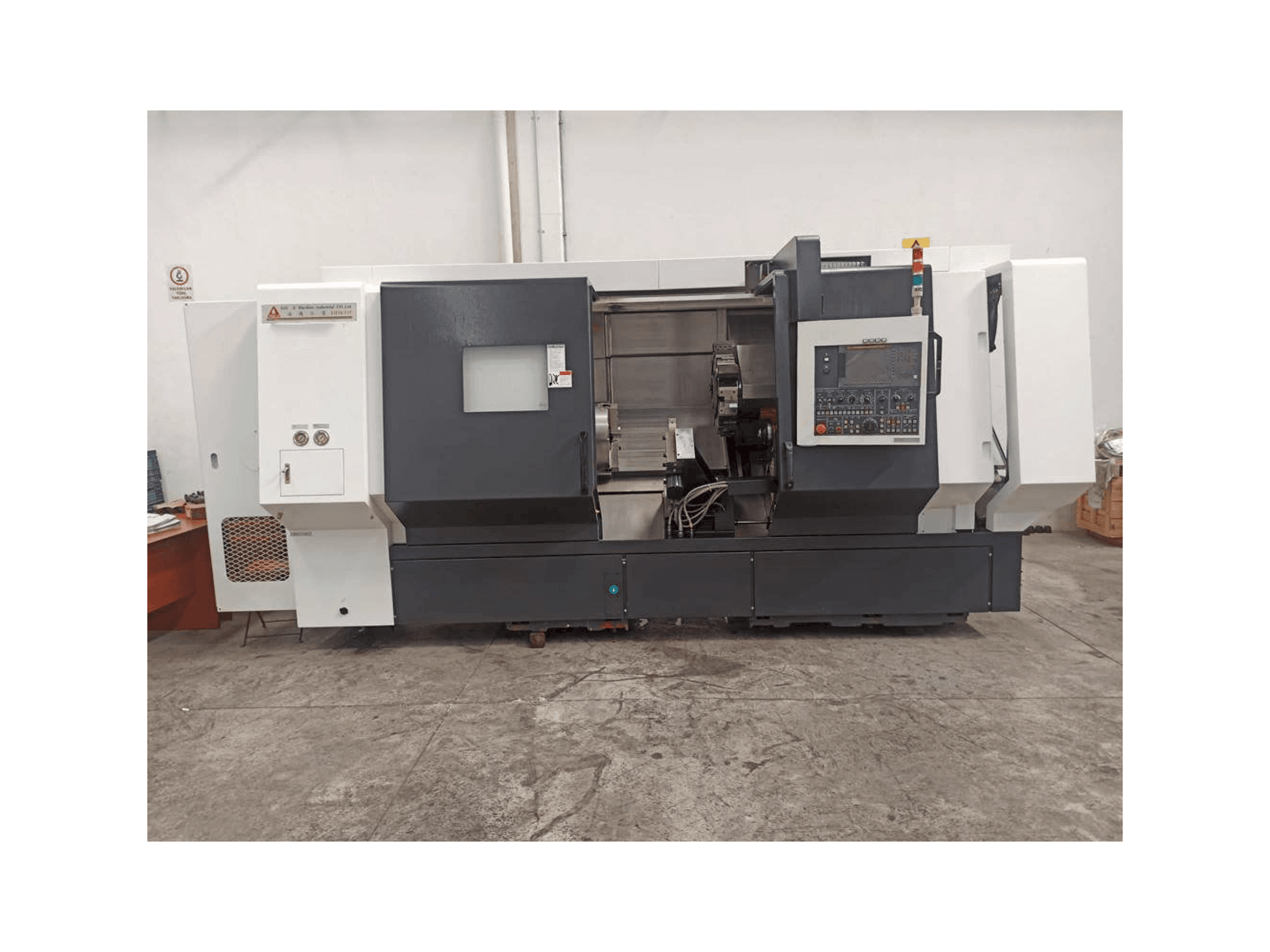 Makine YOU JI Yv 36/135 - Önden görünüm