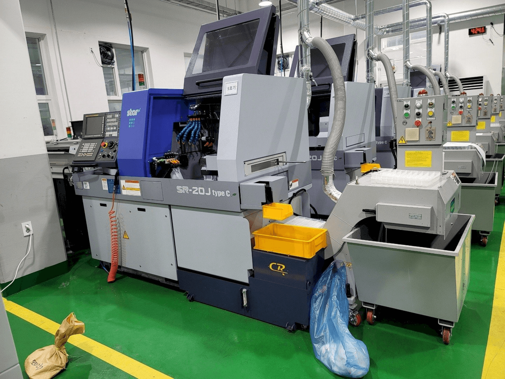 Makine Star SR20J type C - Önden görünüm