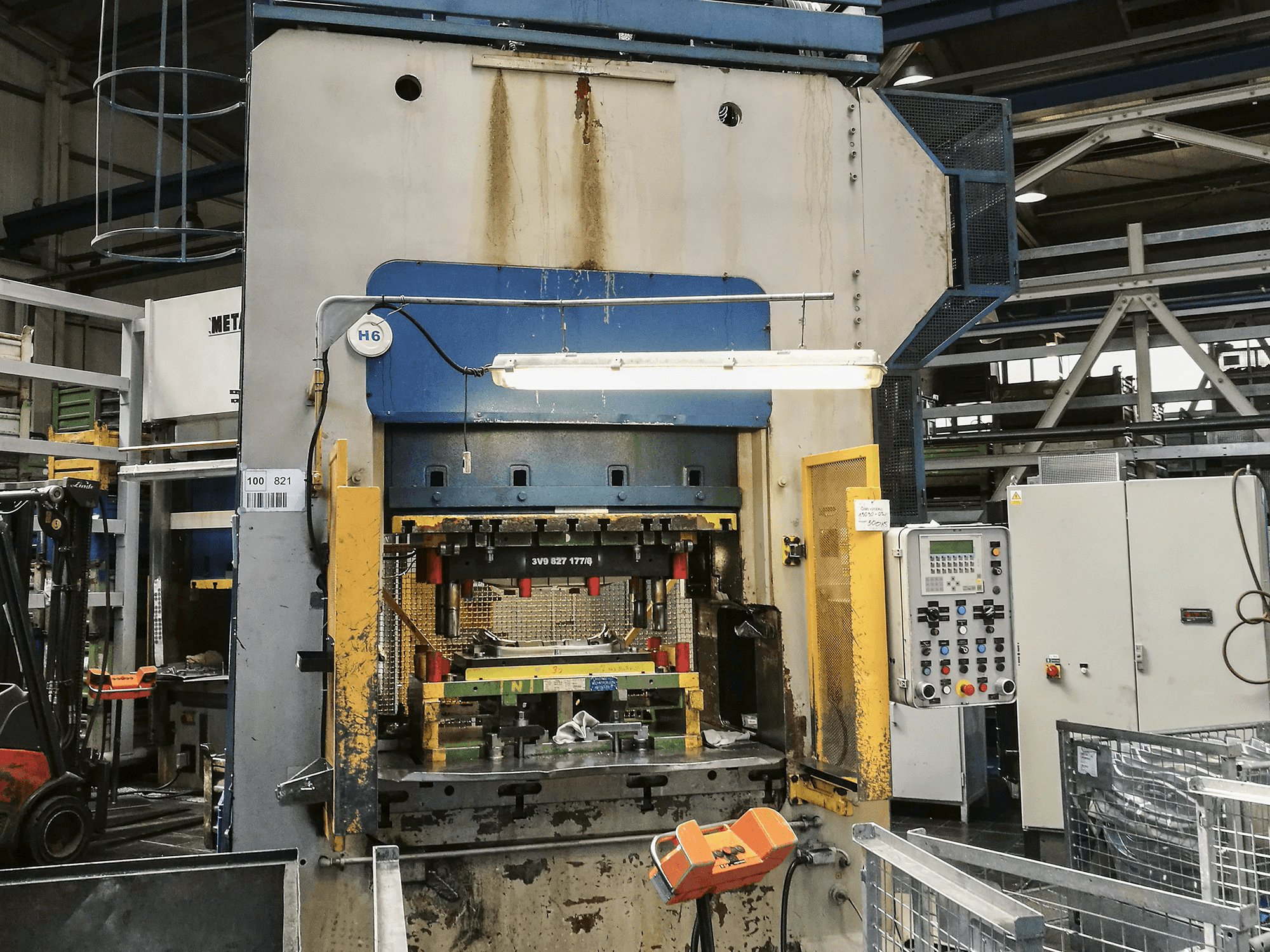 Makine SMERAL - Önden görünüm LKT 250