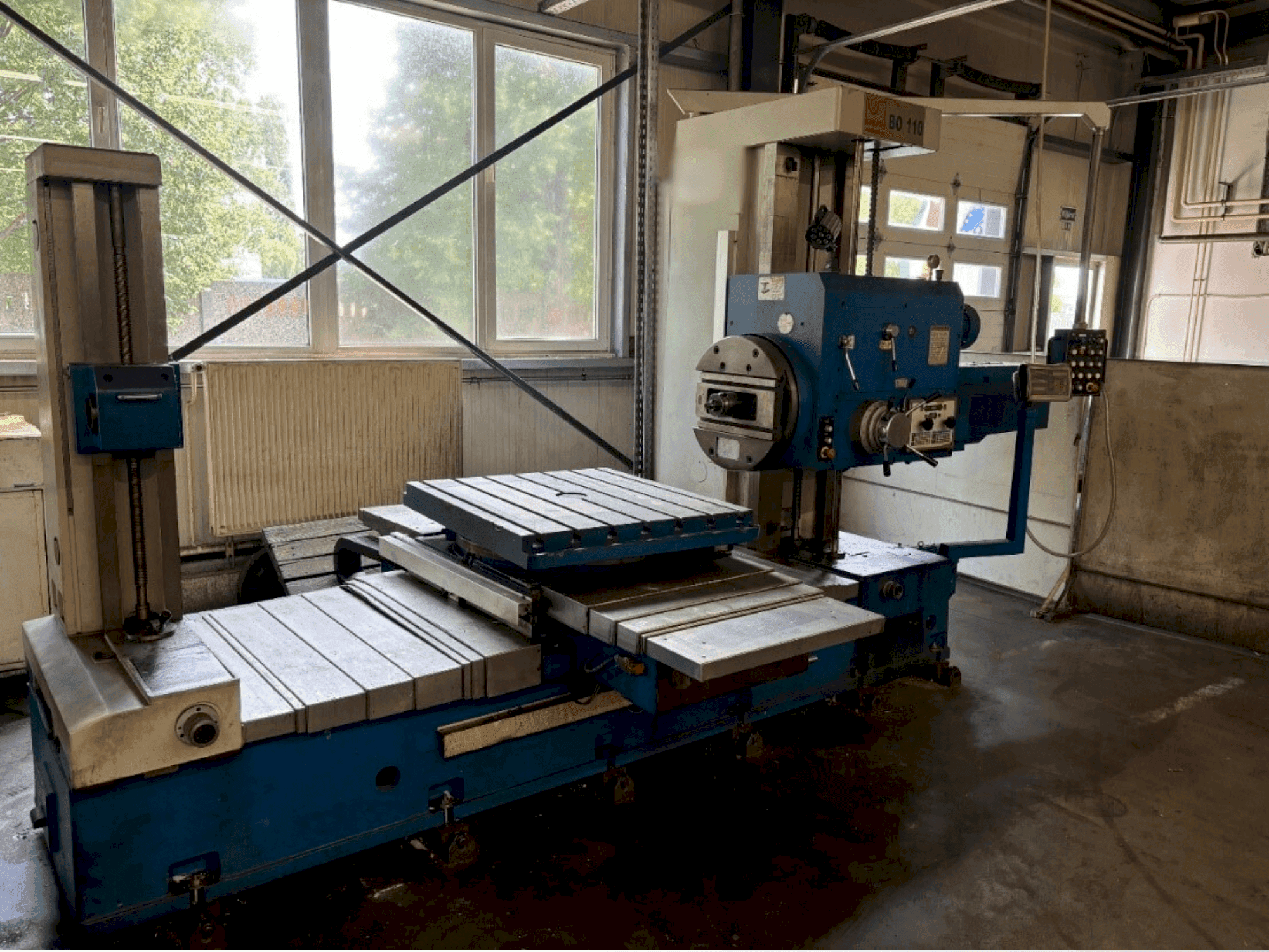 Makine KNUTH BO 110 - Önden görünüm
