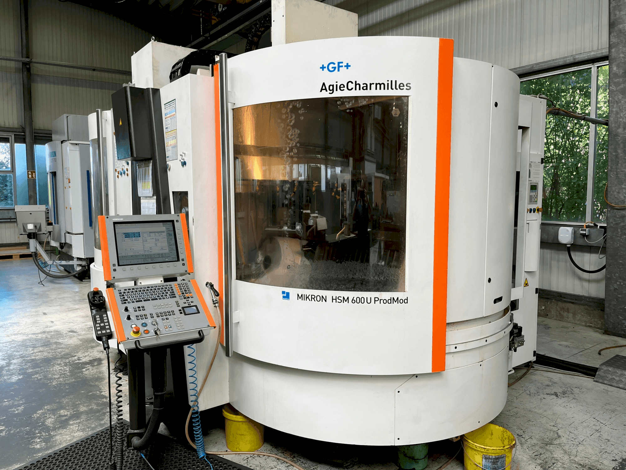 Makine MIKRON HSM 600 U - Önden görünüm