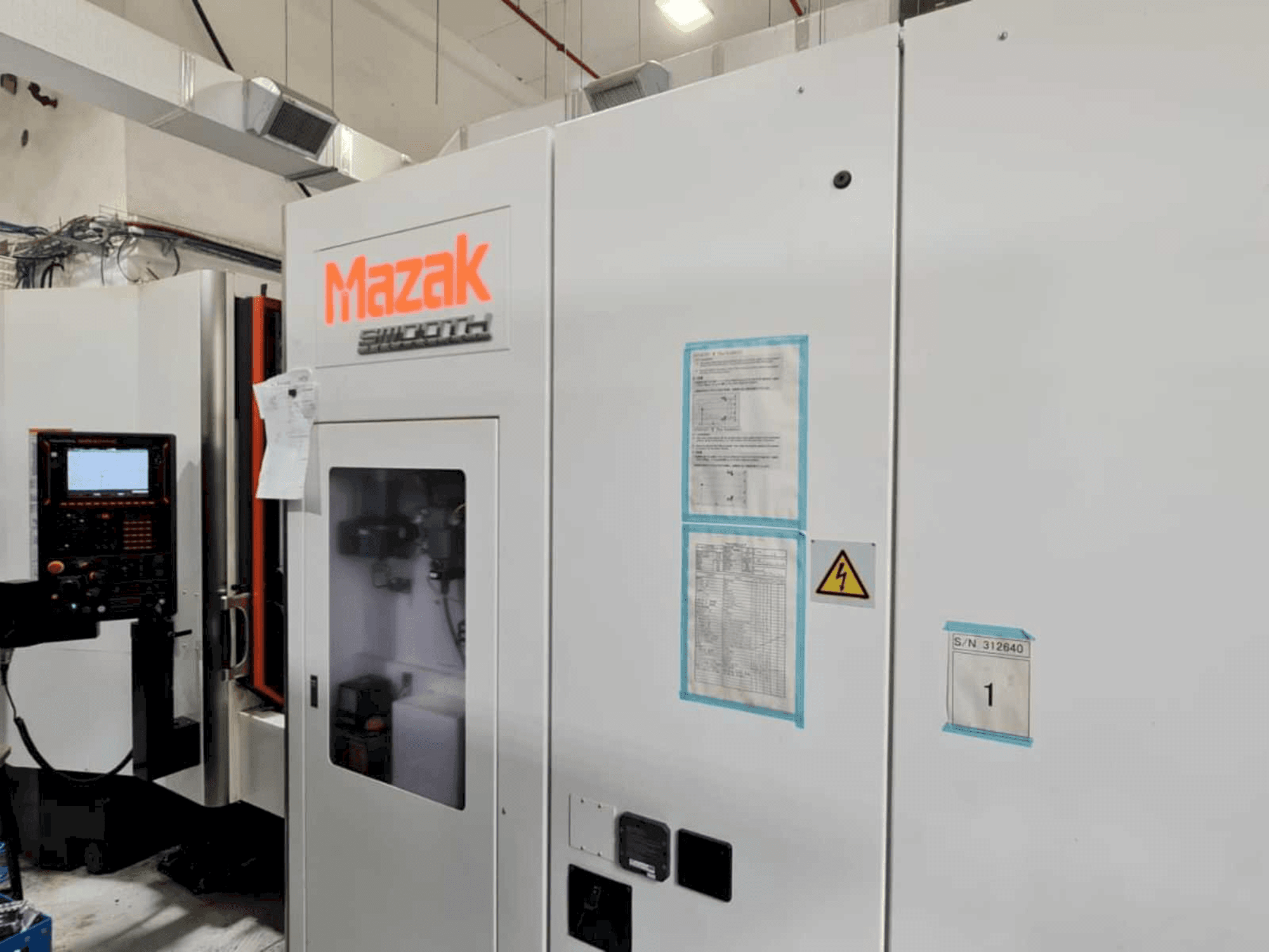 Makine Mazak HCH-4000 - Önden görünüm