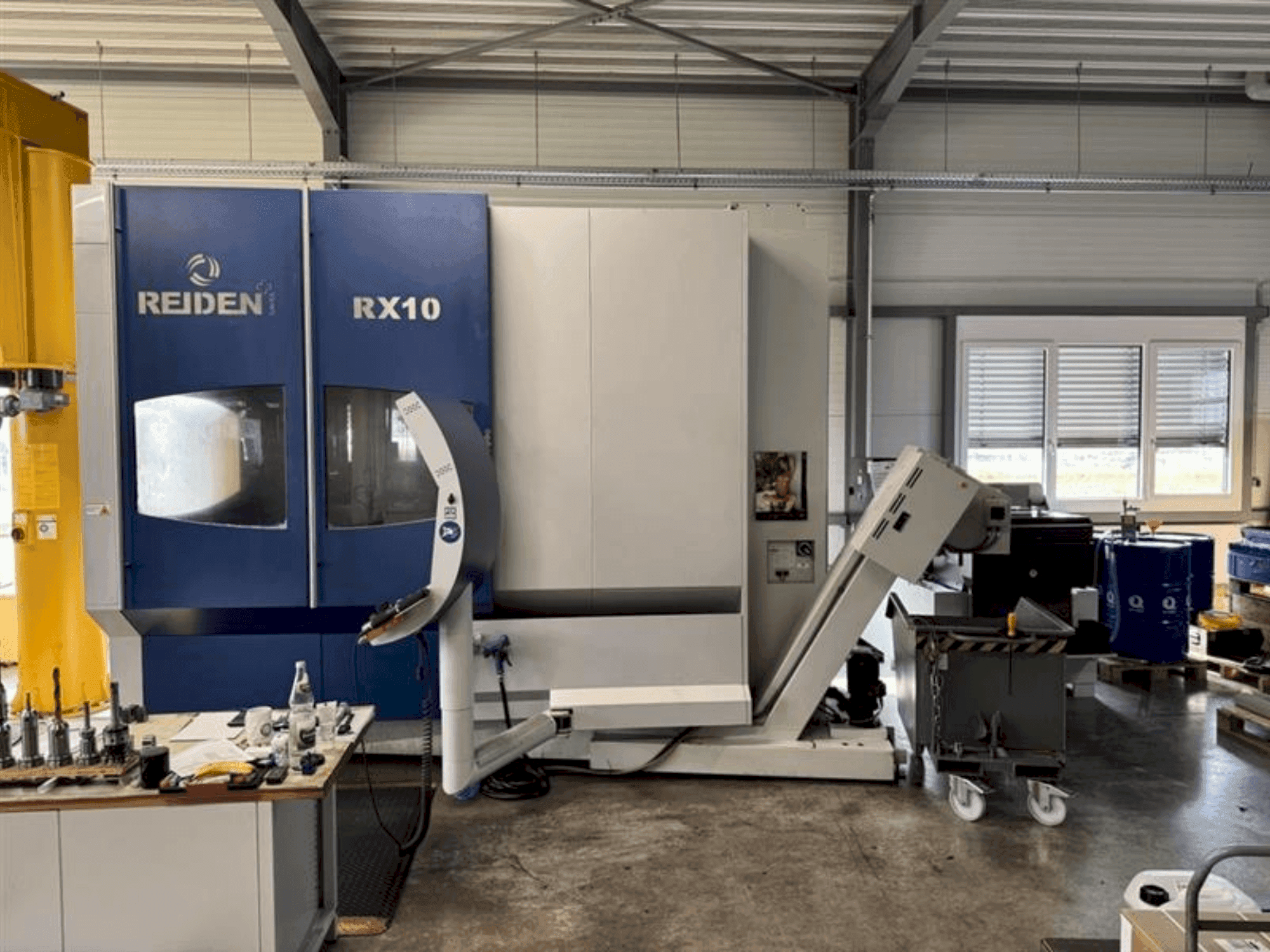 Makine Reiden RX10 5X - Önden görünüm