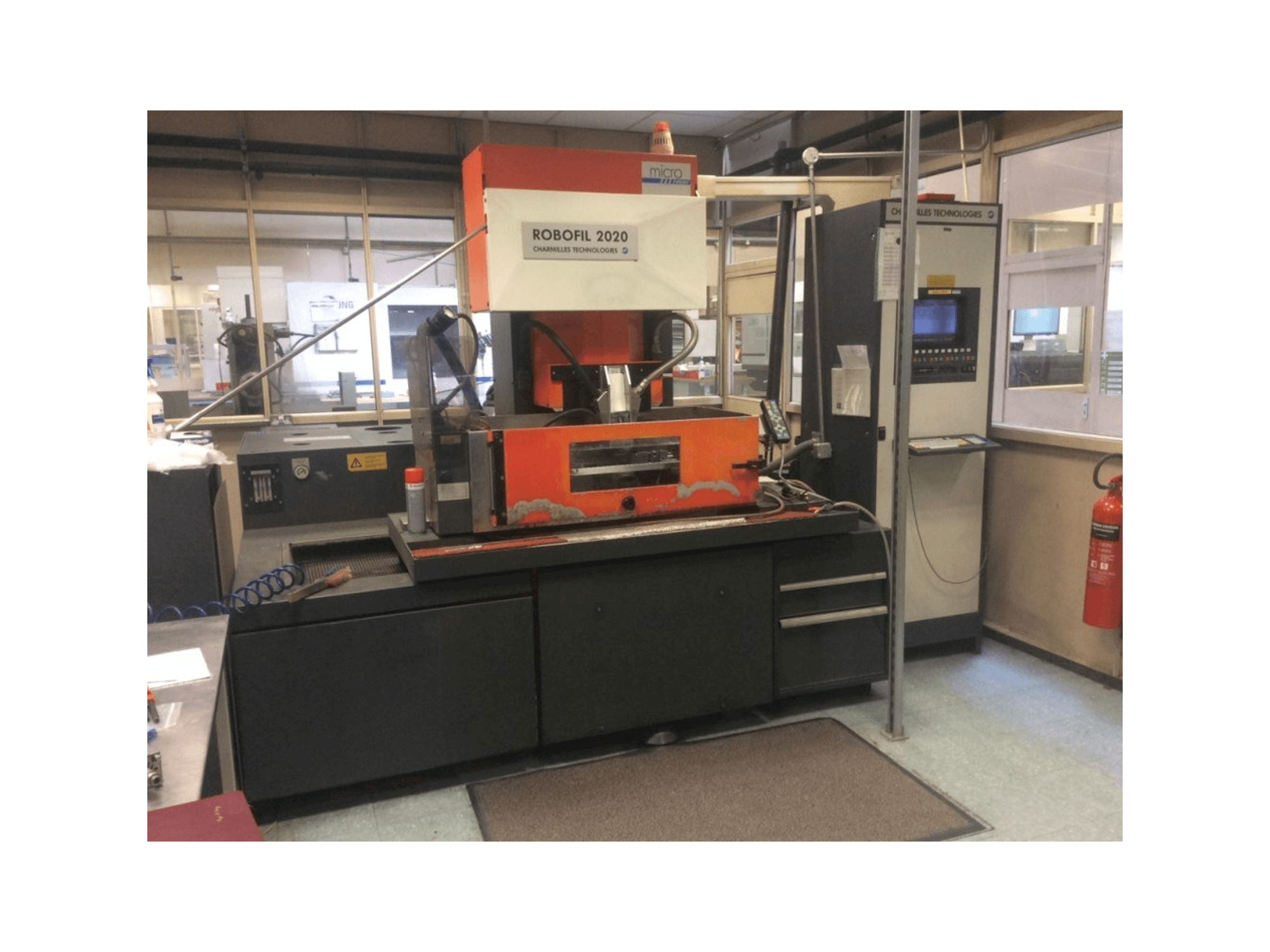 Makine CHARMILLES Technologies Robofil 2020 - 1 - Önden görünüm