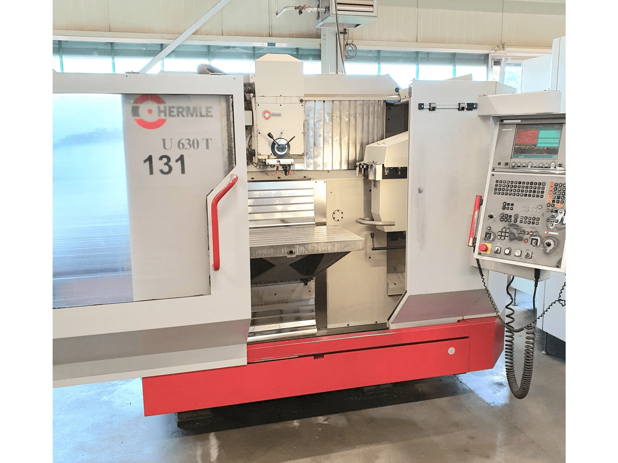 Makine HERMLE U 630 - Önden görünüm