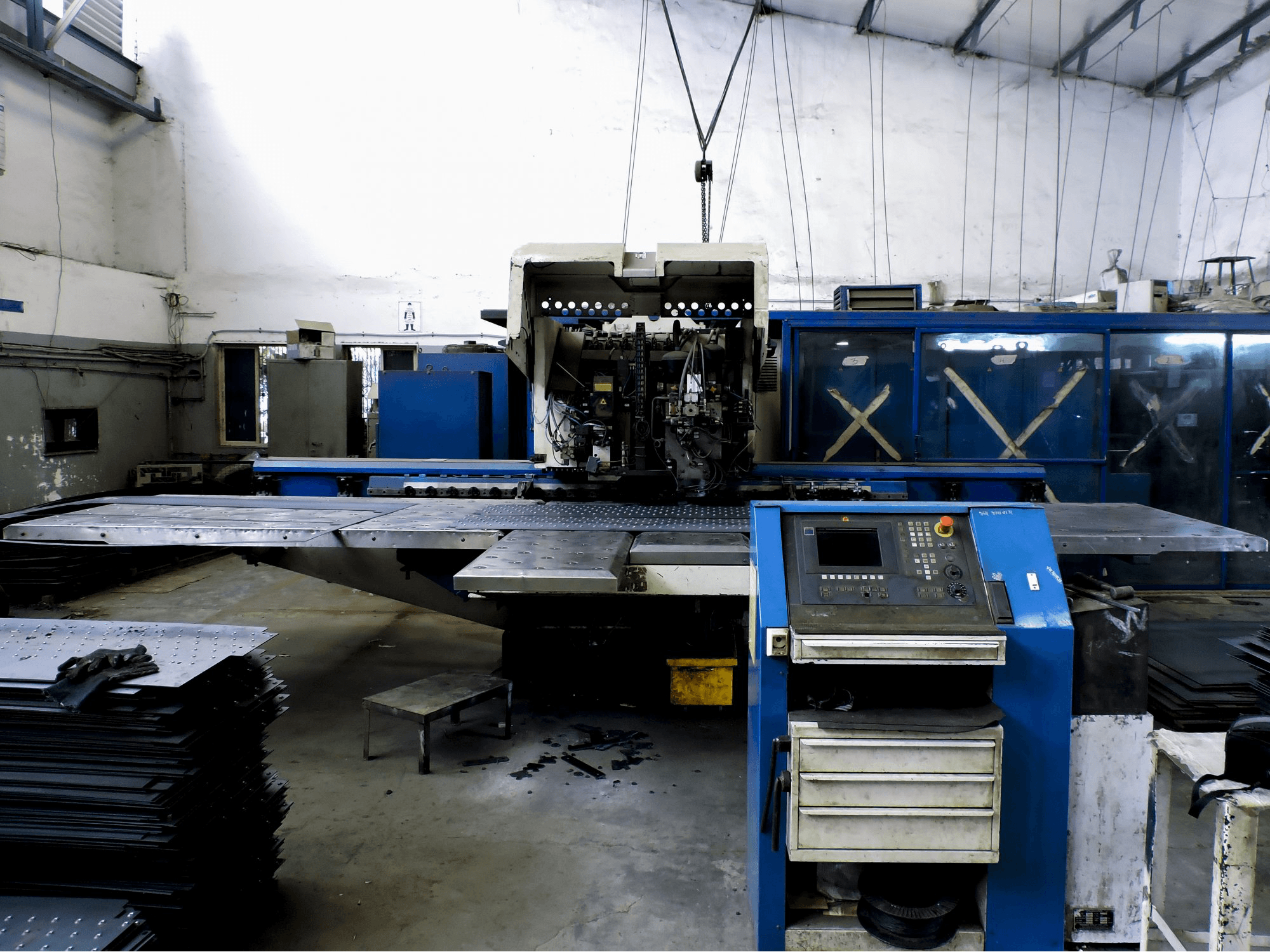 Makine Trumpf - Önden görünüm Trumatic 600L