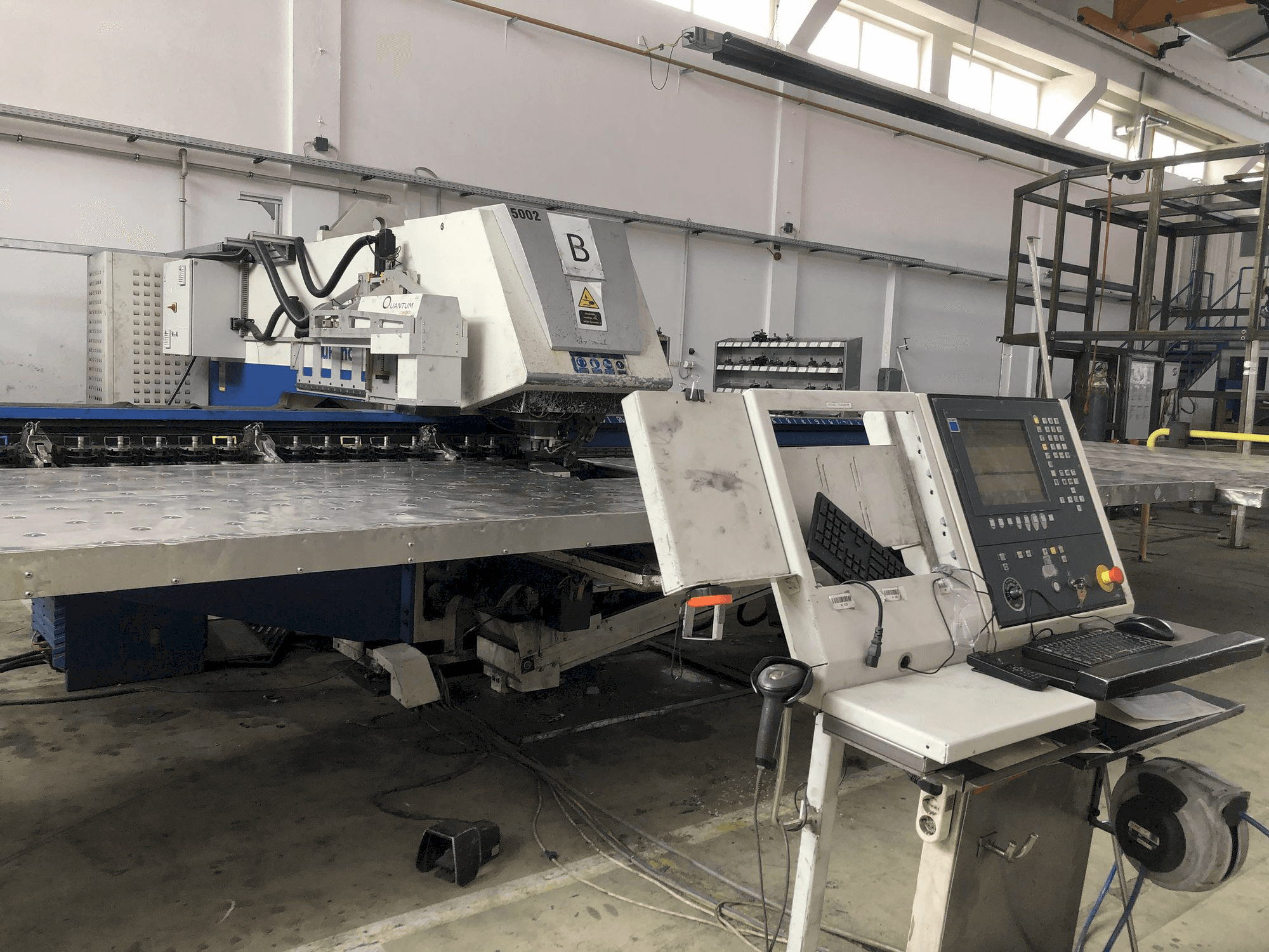 Makine Trumpf Trupunch 5000 - Önden görünüm