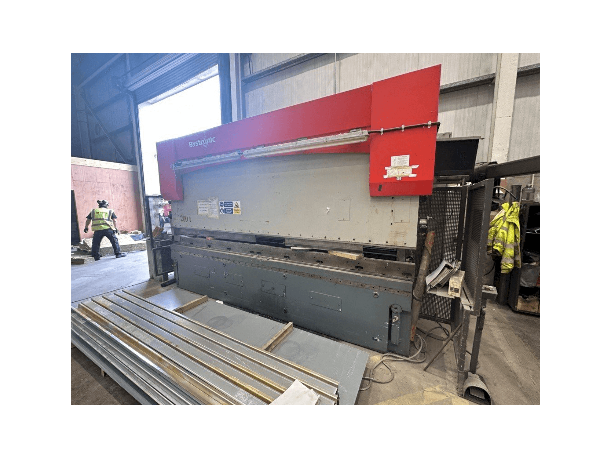 Makine Bystronic PR 200 x 4100 - Önden görünüm