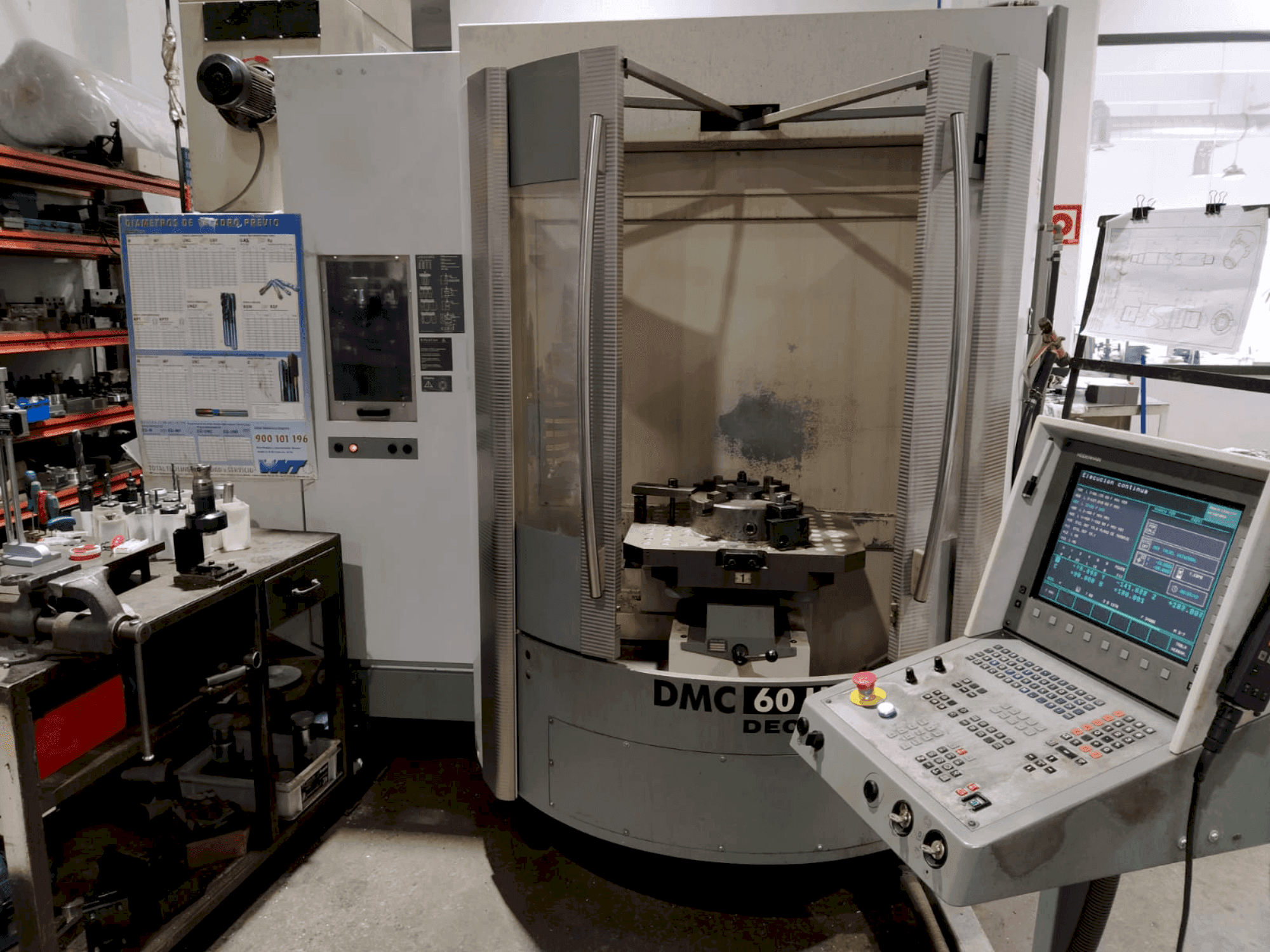 Makine DECKEL DMC 60 U hi-dyn - Önden görünüm