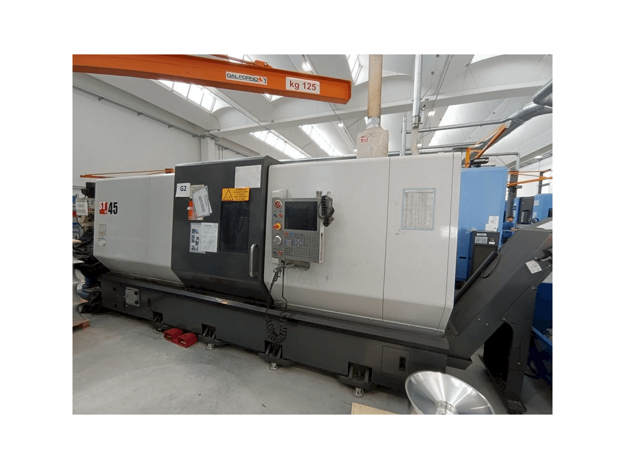 Makine HAAS ST 45 - Önden görünüm