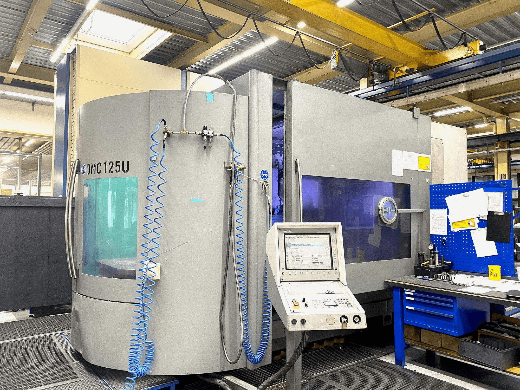 Makine DMG Deckel Maho DMC 125 U - Önden görünüm