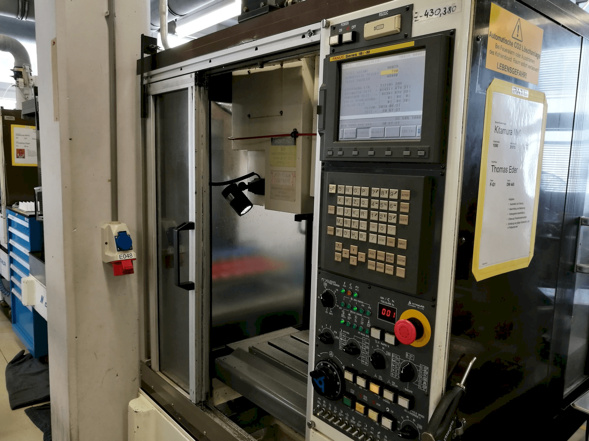 Makine Kitamura Mycenter-0 - Önden görünüm