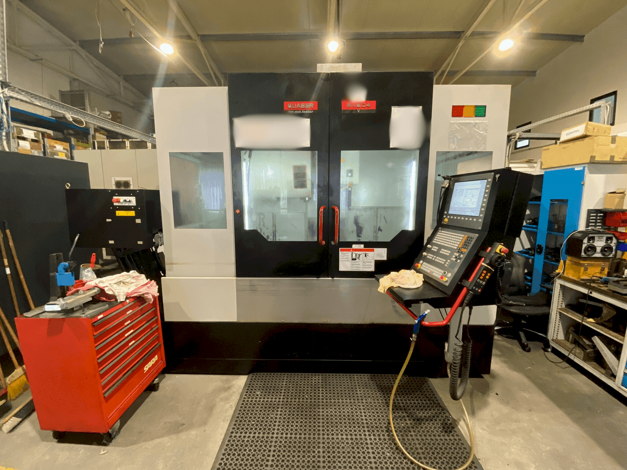 Makine Quaser MV204 - Önden görünüm