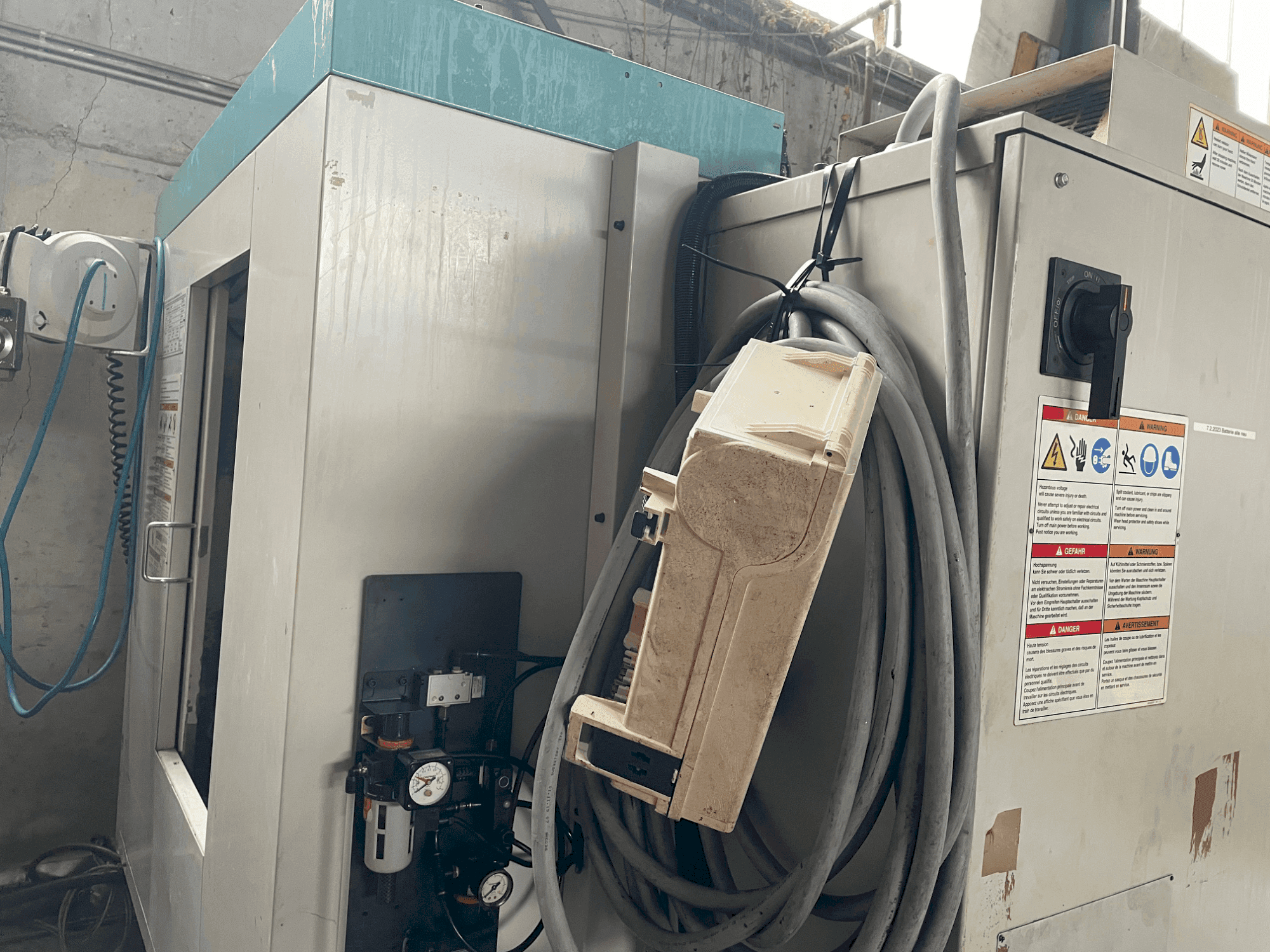 Makine Brother TC22A (1999) - Önden görünüm