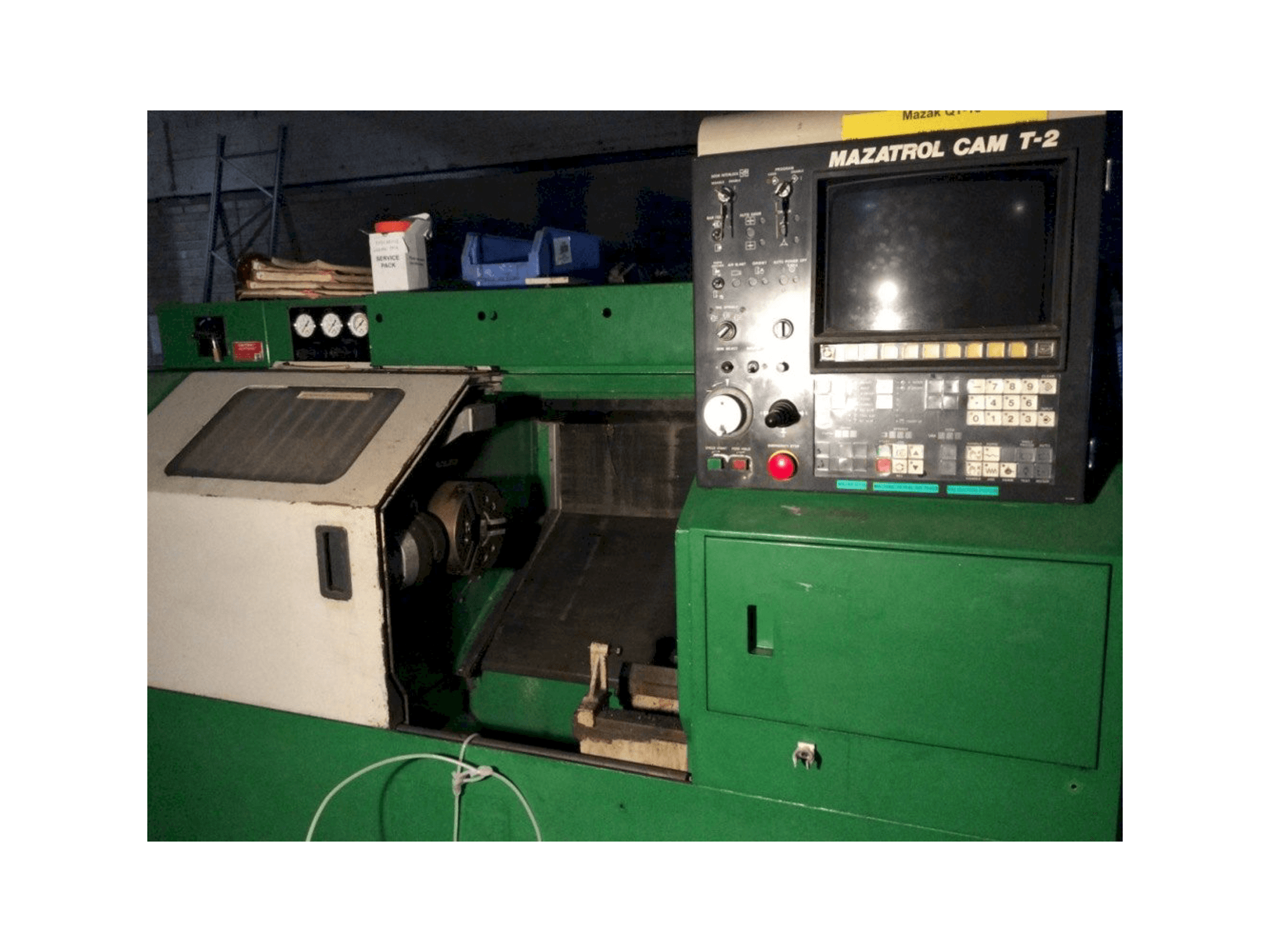 Makine Mazak Super QuickTurn 15MS - Önden görünüm