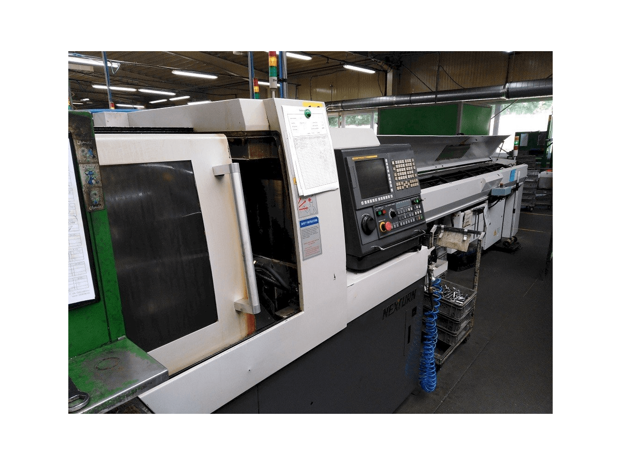 Makine Nexturn SA-20E - Önden görünüm