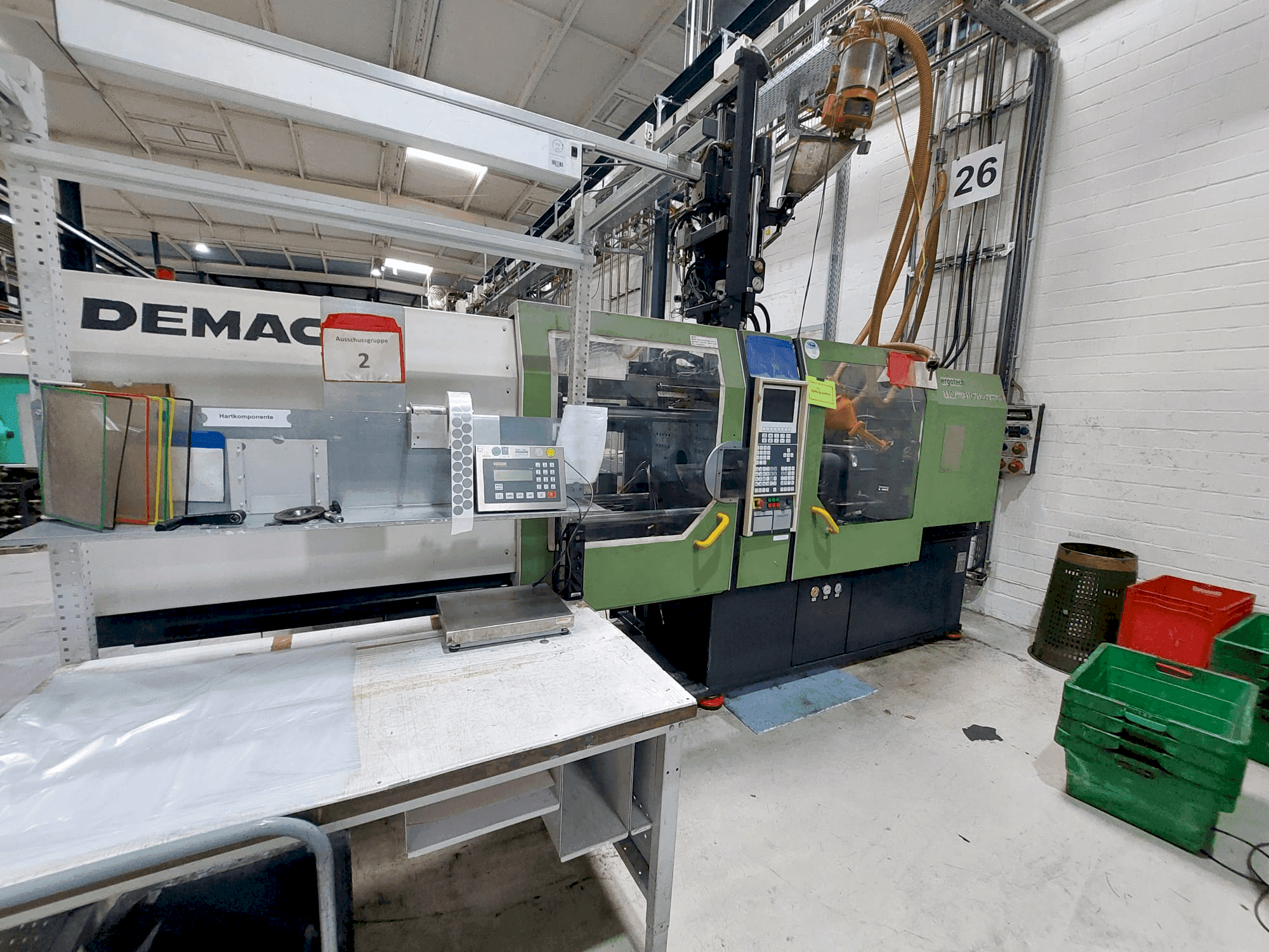 Makine DEMAG D110-310H/120V - Önden görünüm
