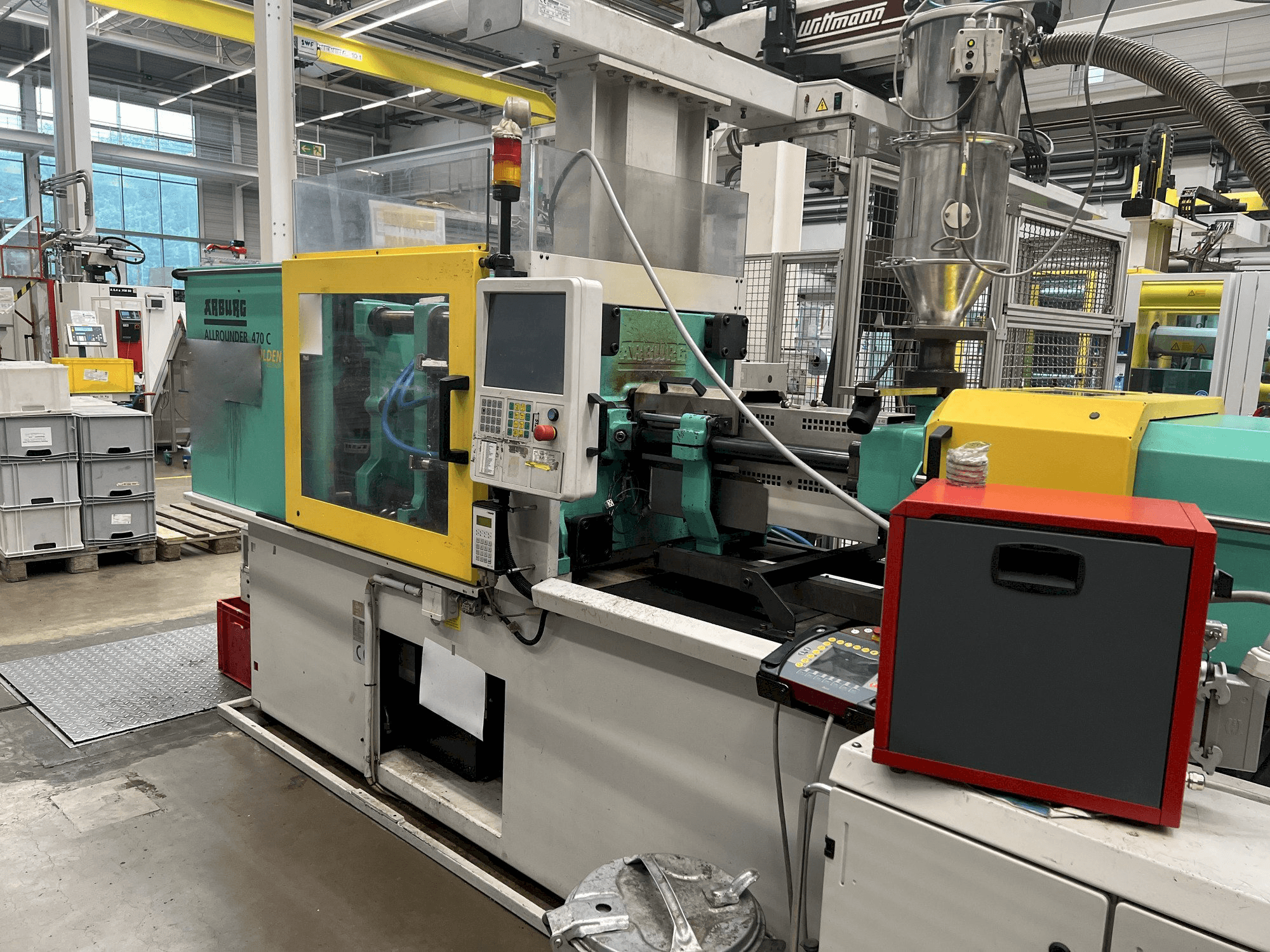 Makine Arburg 470C 1500 - 400 - Önden görünüm