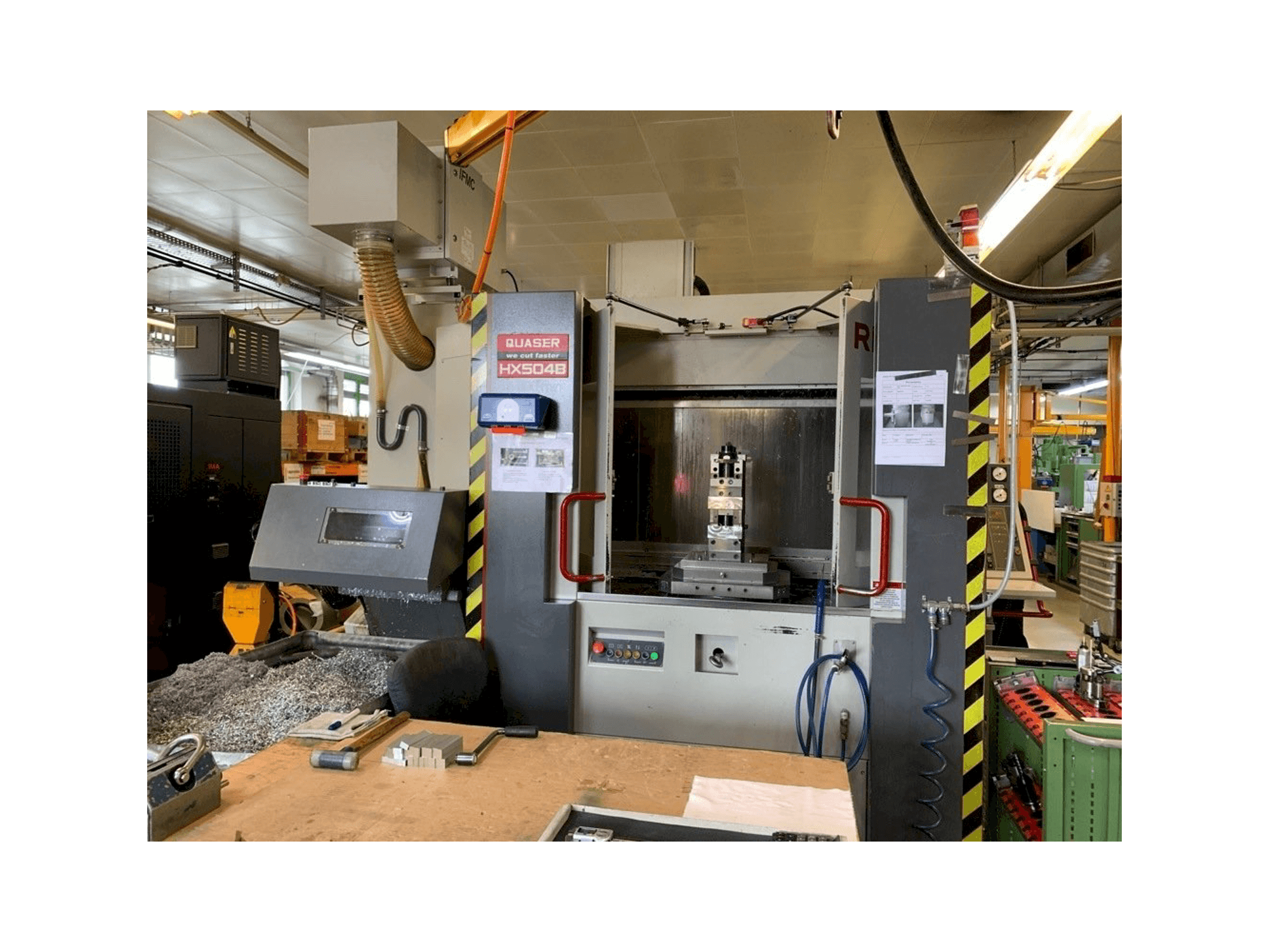 Makine Quaser HX504B - Önden görünüm