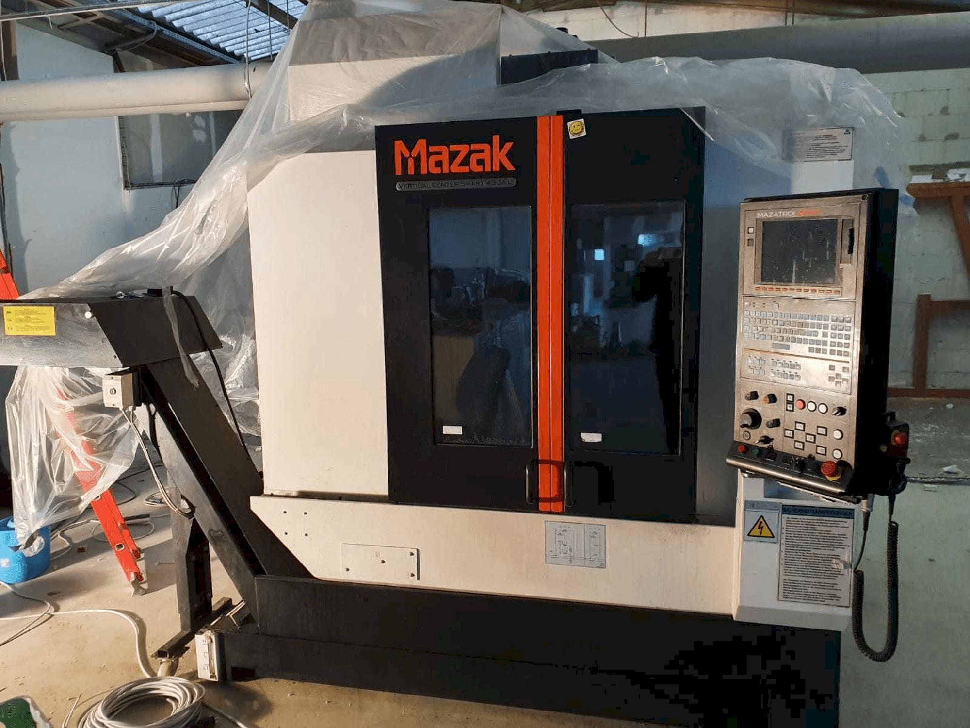 Makine Mazak VCS 430A L - Önden görünüm
