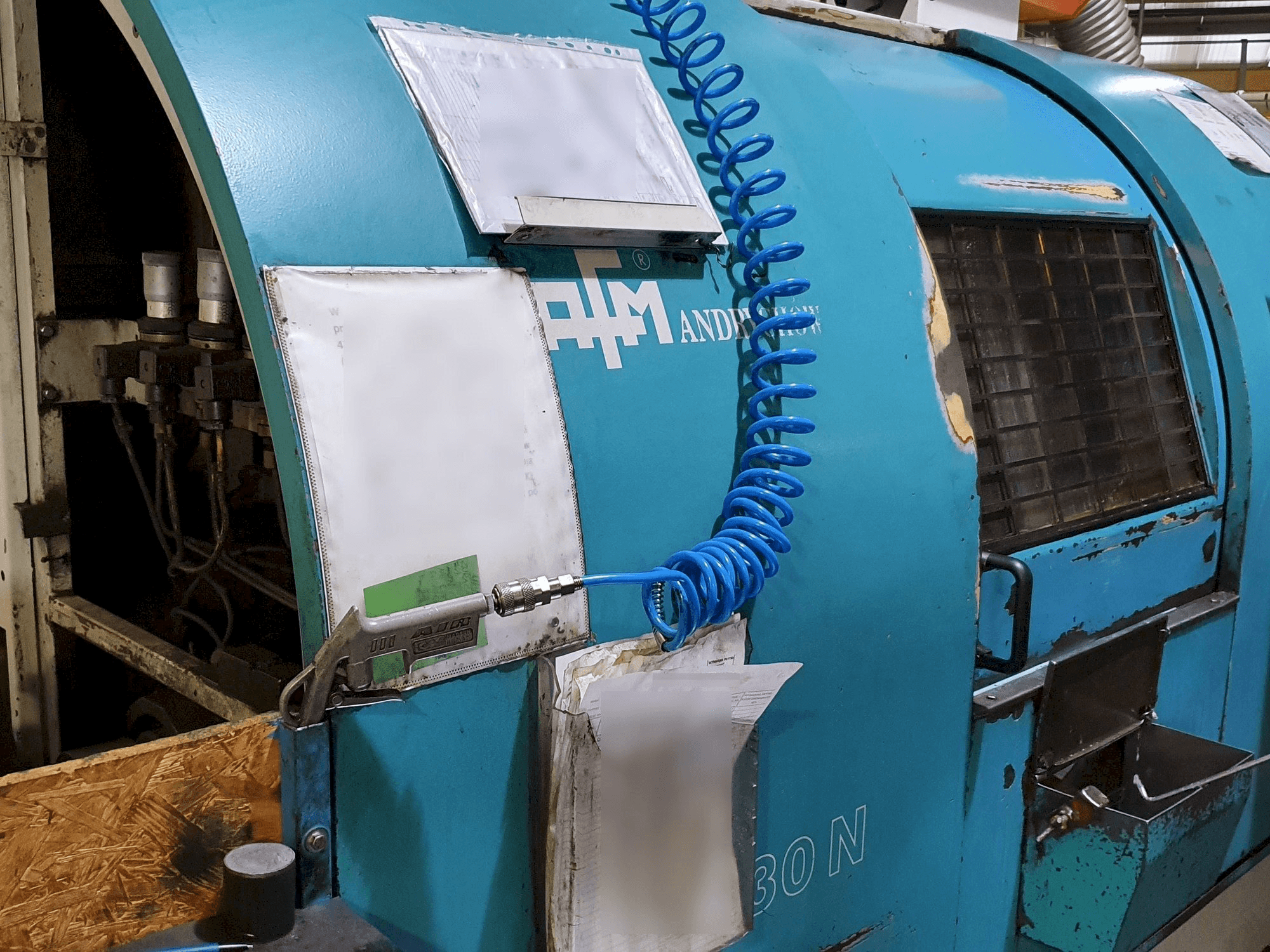 Makine AFM TAE-30N - Önden görünüm