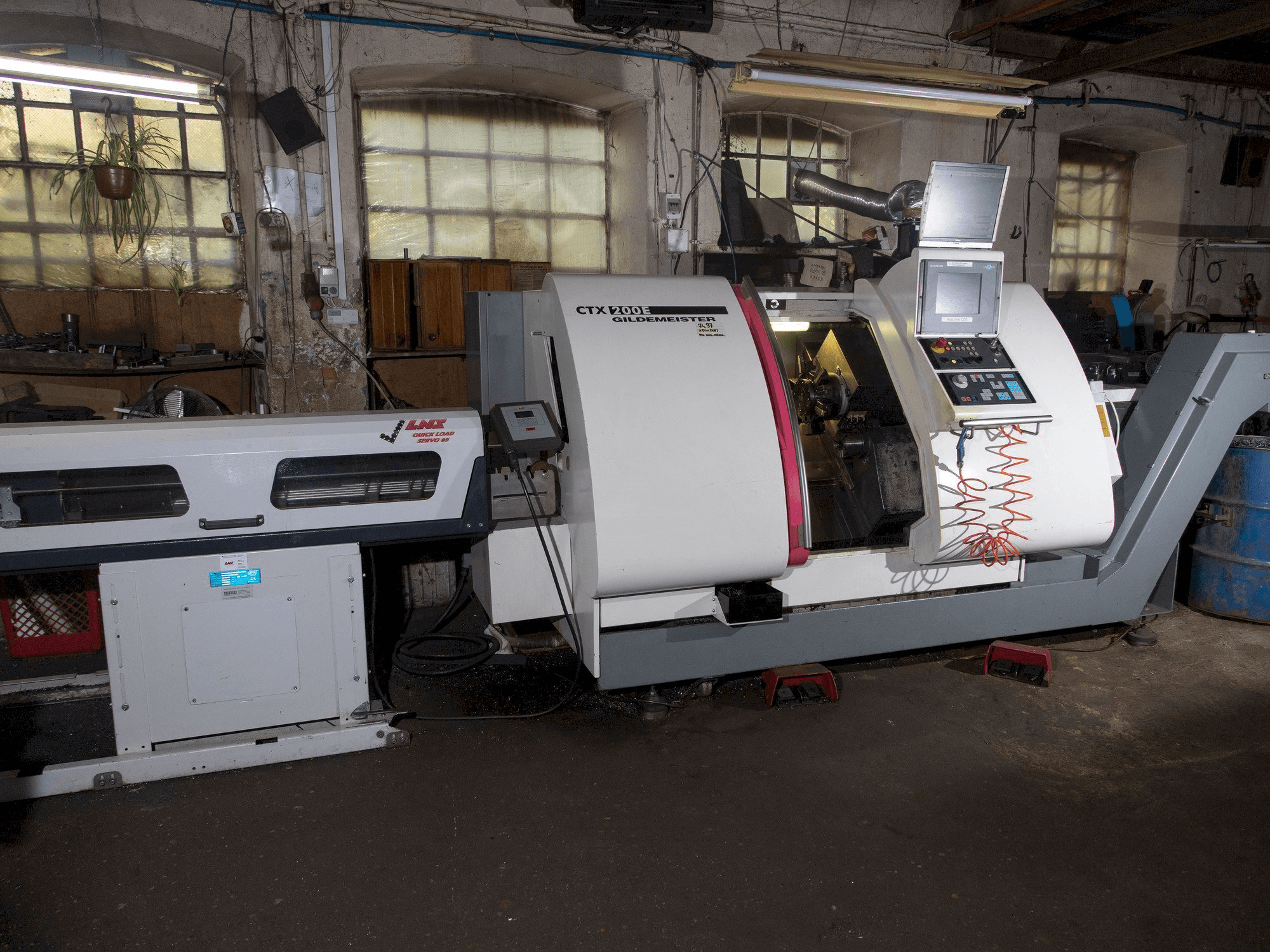Makine Gildemeister CTX-200 E - Önden görünüm
