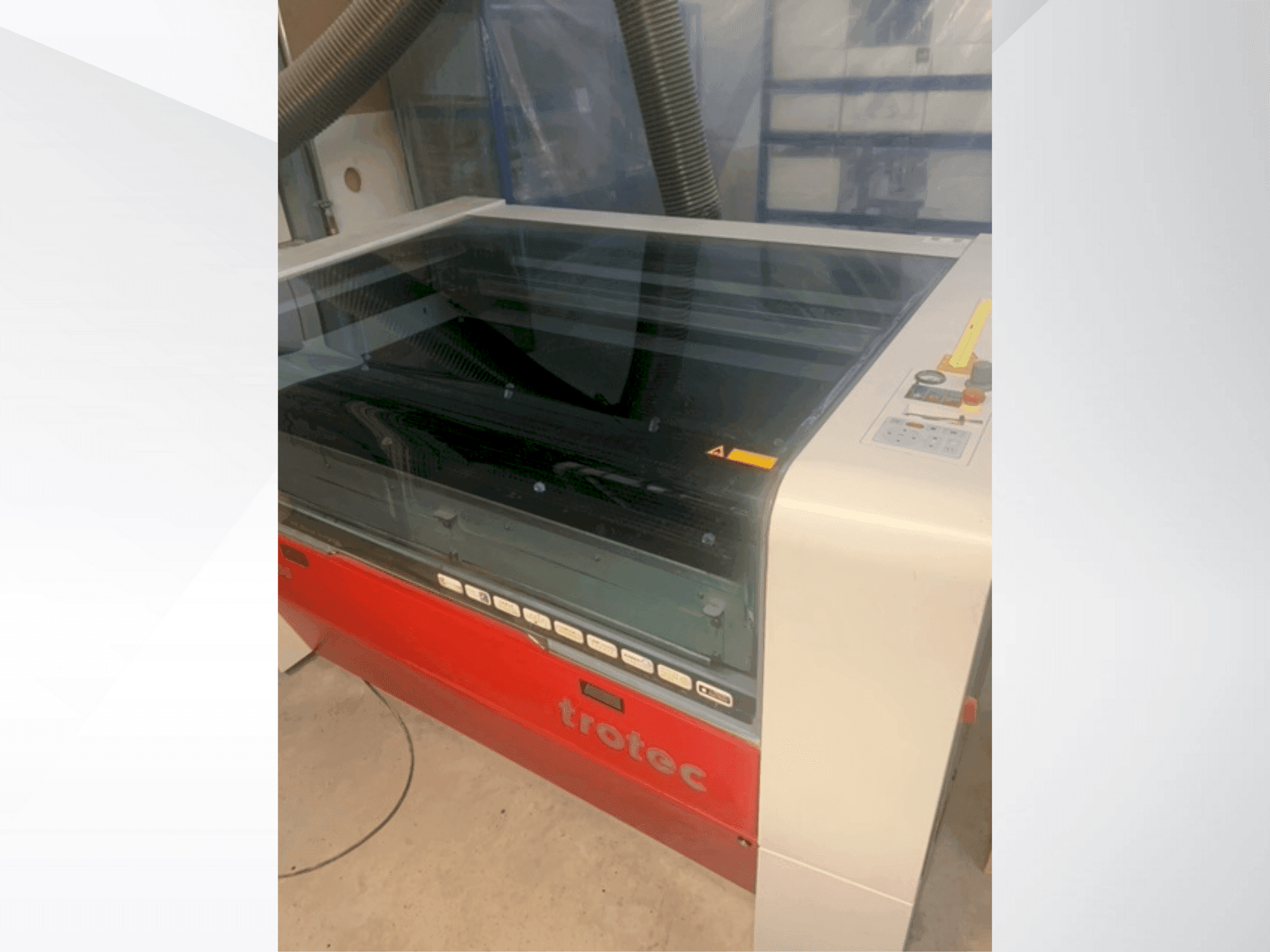 Makine Trotec SP500 - Önden görünüm