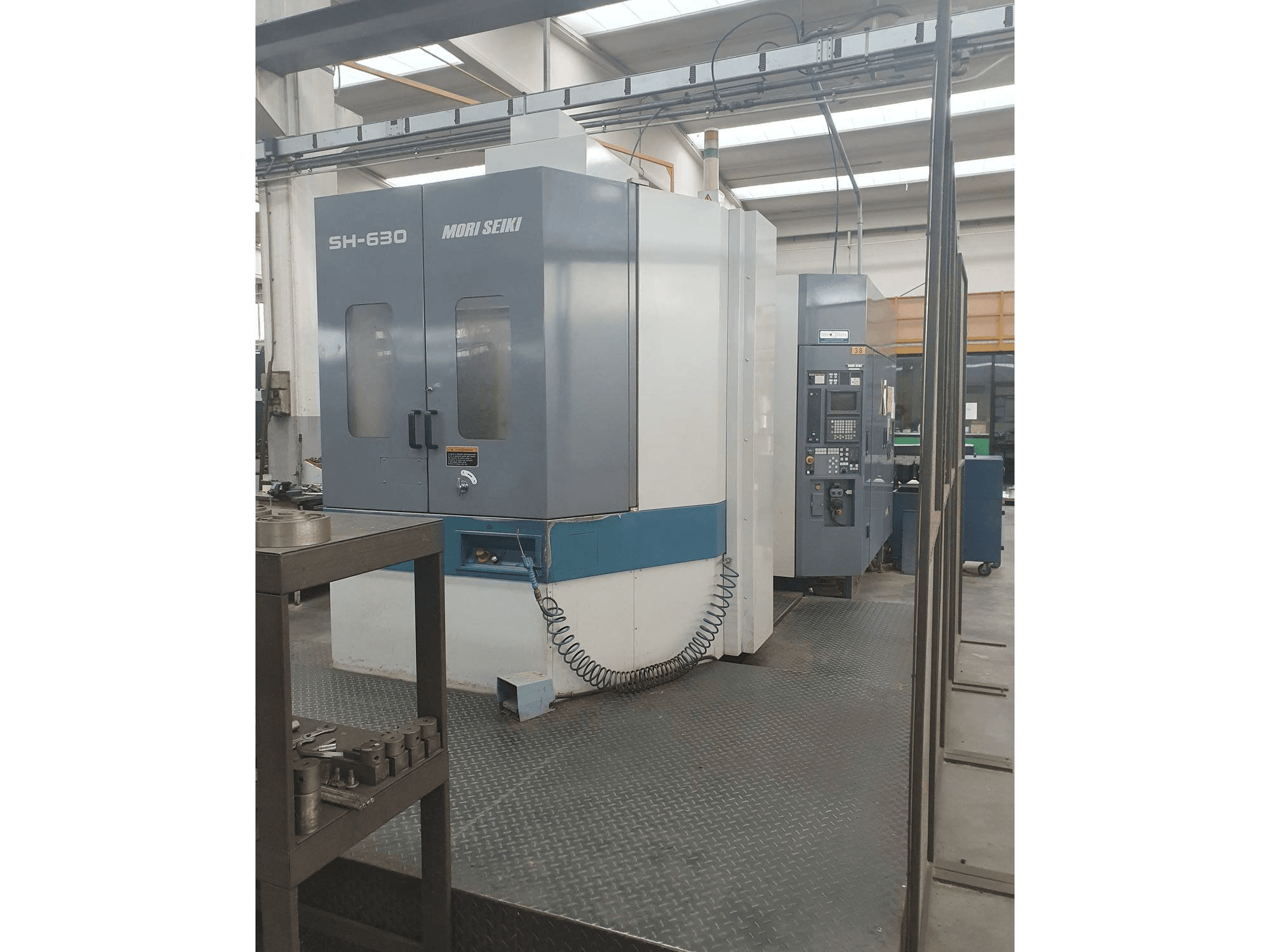 Makine MORI SEIKI SH-630 - Önden görünüm