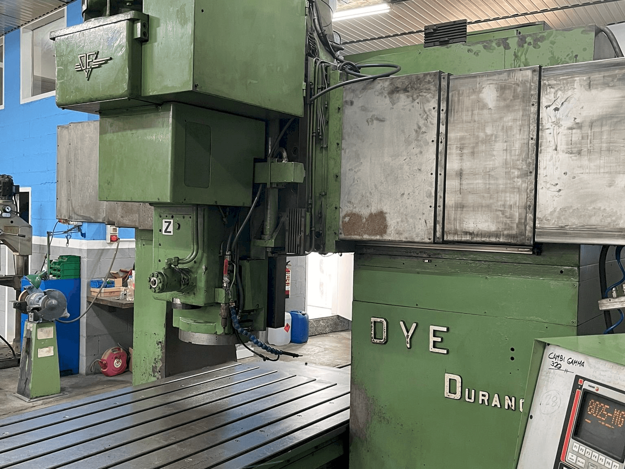 Makine DYE FBF-C-N/C - Önden görünüm