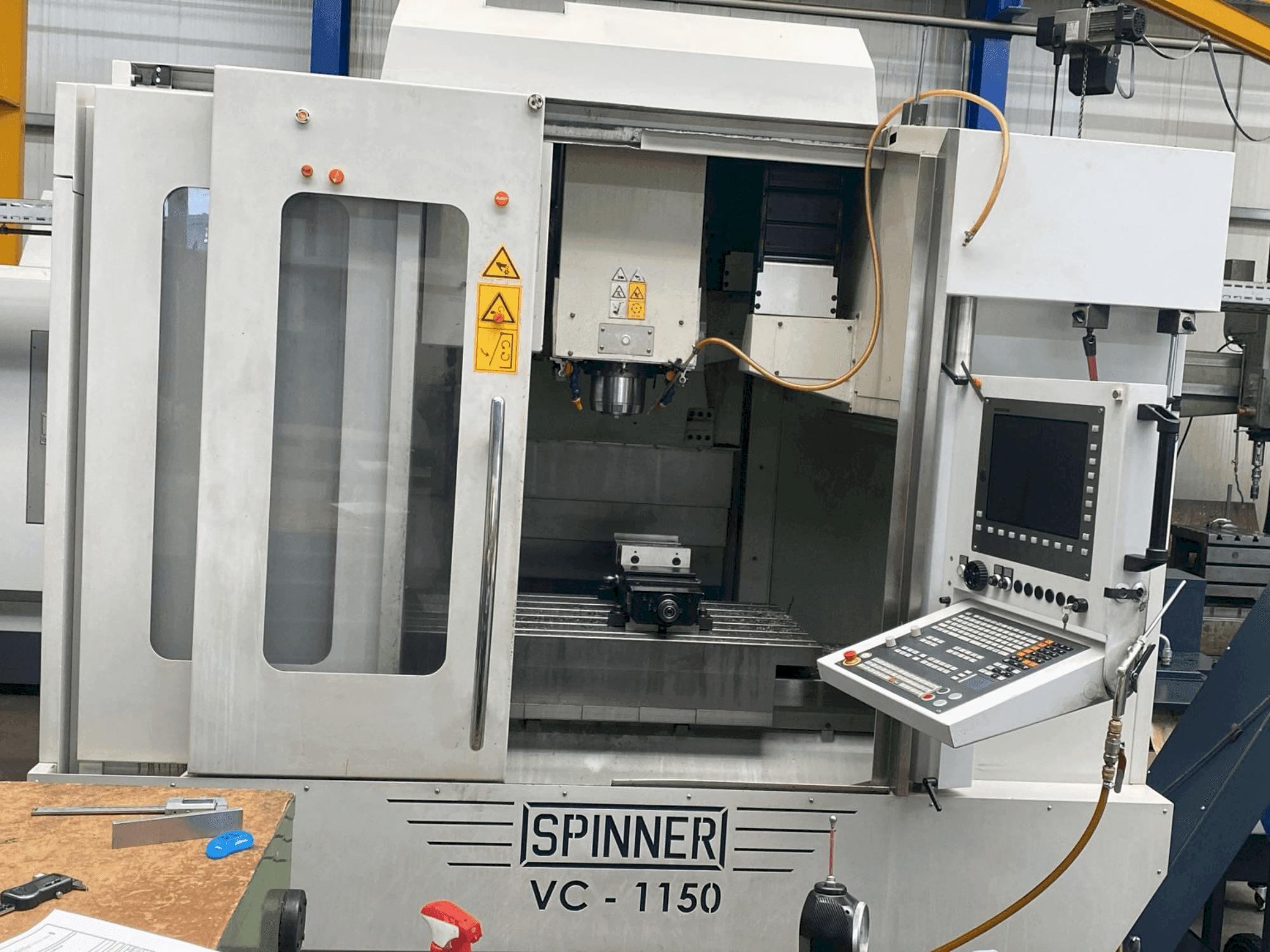 Makine SPINNER VC 1150 - Önden görünüm