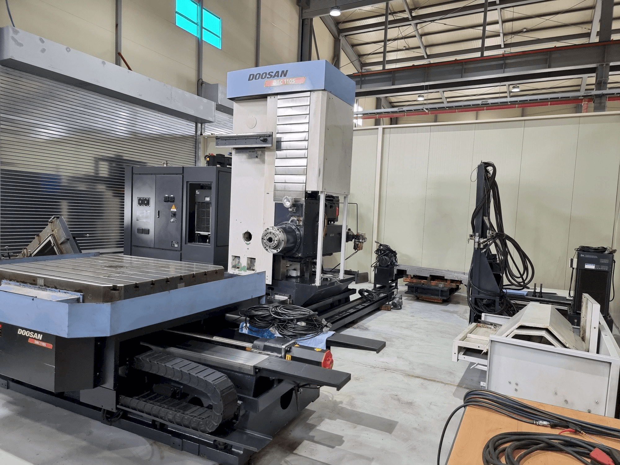 Makine Doosan DBC 110S - Önden görünüm