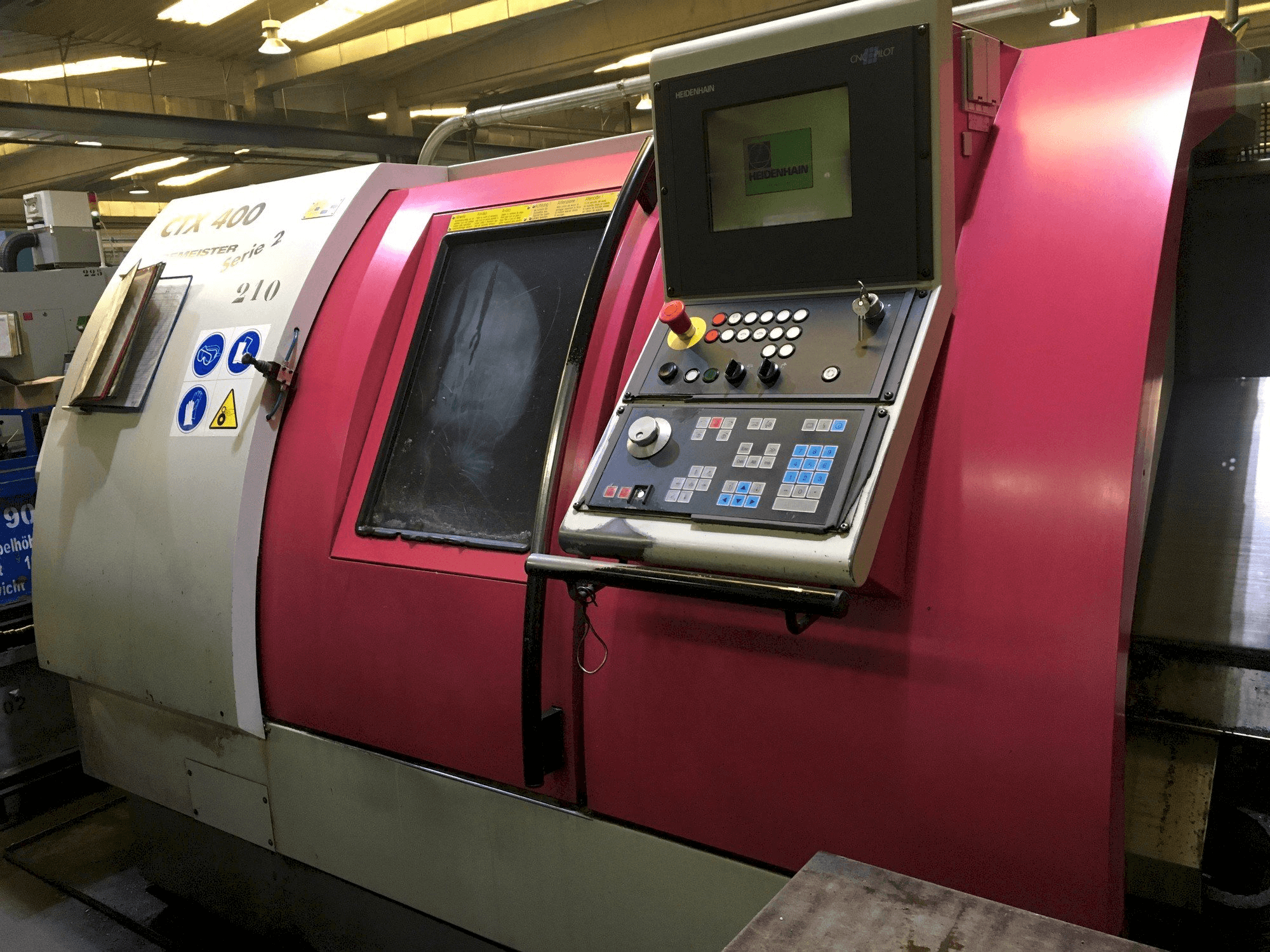 Makine Gildemeister CTX-400 S2 - Önden görünüm