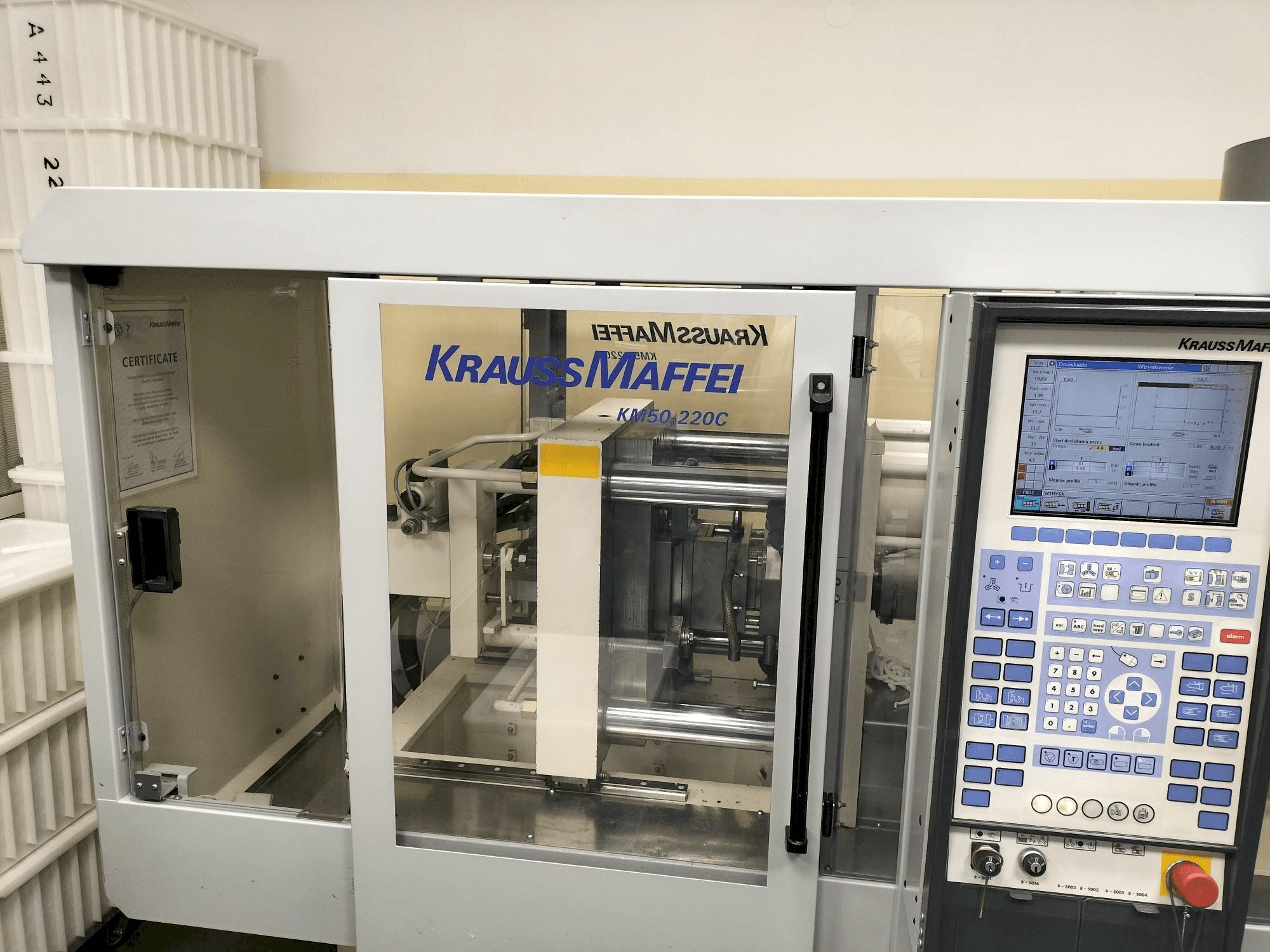 Makine Krauss Maffei KM 50-220C Win - Önden görünüm