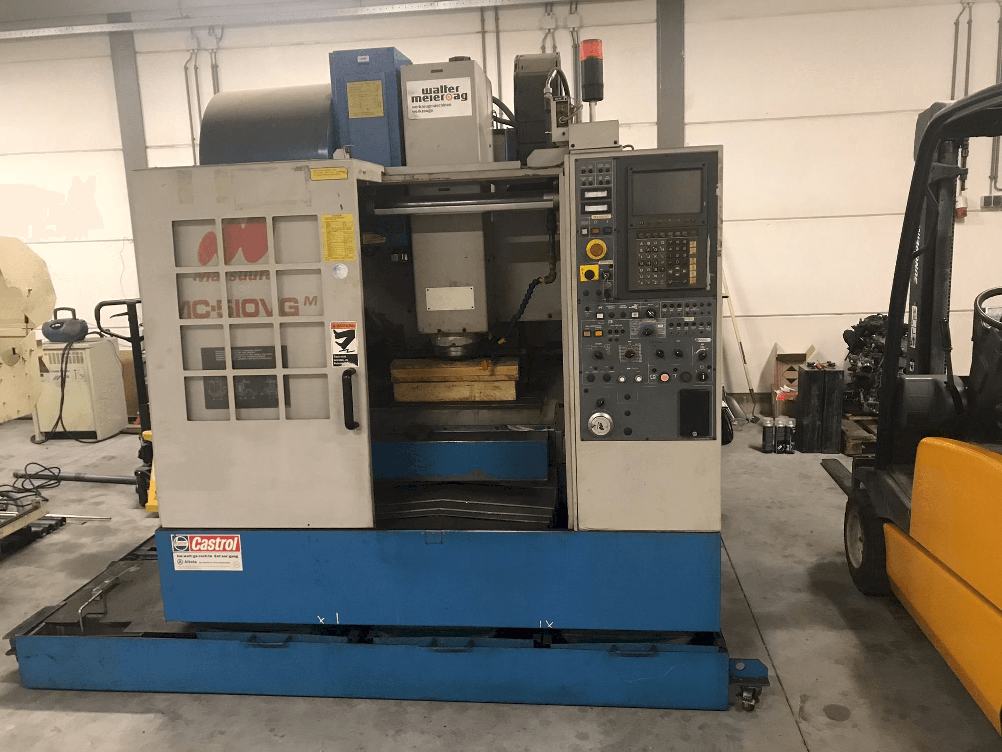 Makine Matsuura MC 510 VG M - Önden görünüm