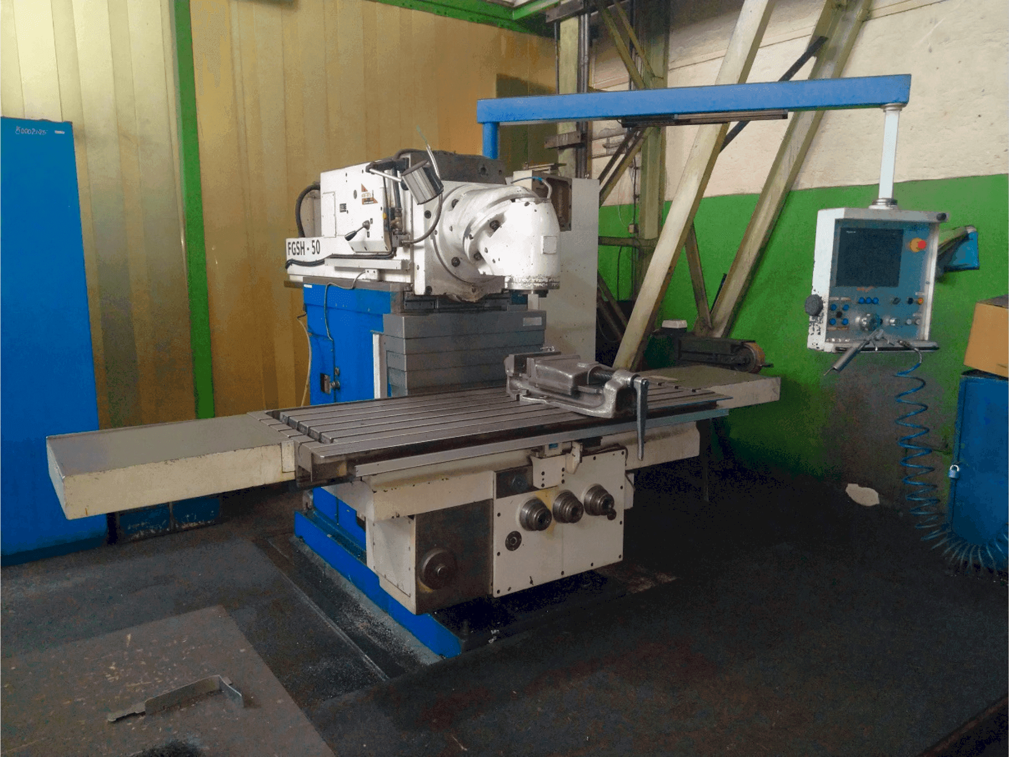 Makine TOS FGSH 50 - Önden görünüm