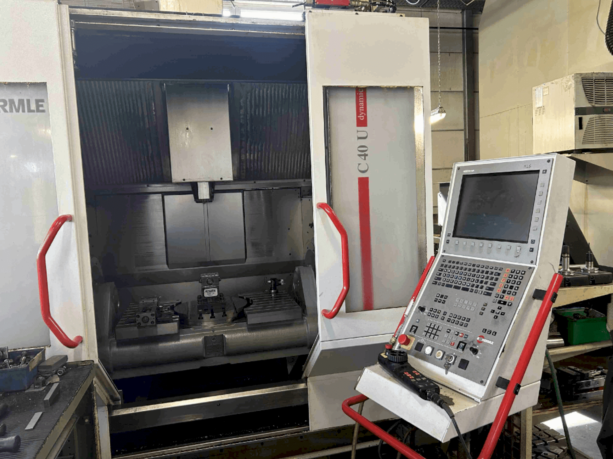 Makine HERMLE C40U - Önden görünüm