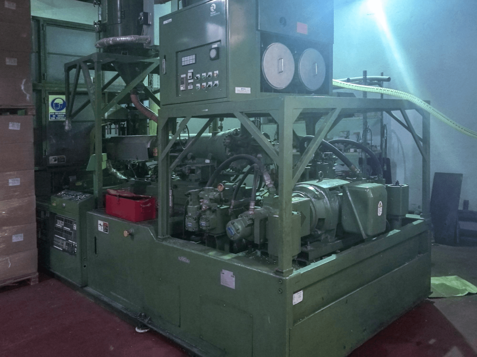 Makine NISSEI ASB - Sağdan görünüm 650 EXH