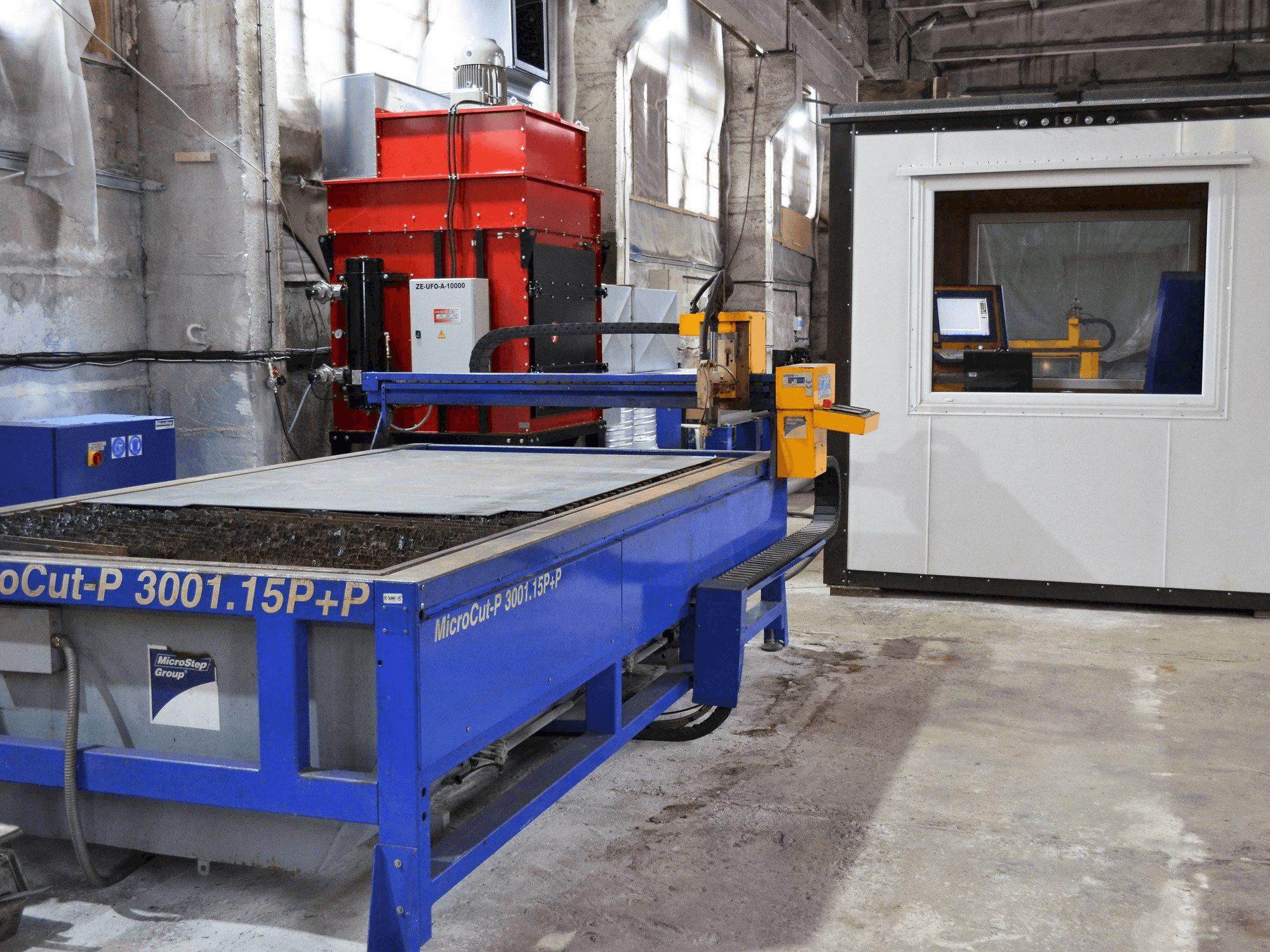 Makine MicroStep MicroCut-P 3001.15 P+P - Önden görünüm