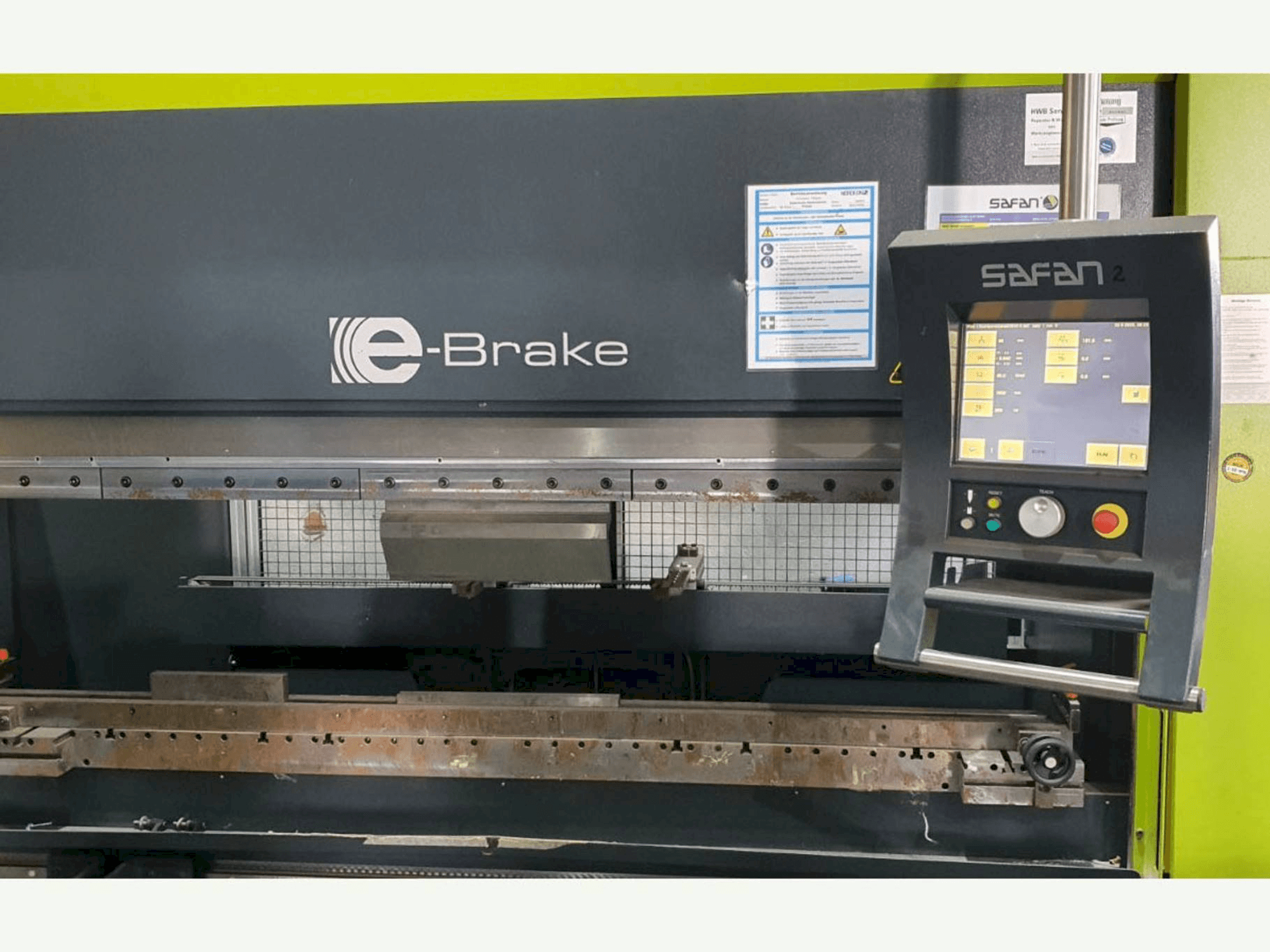 Makine Safan E-brake 50-2050 ts1 - Önden görünüm