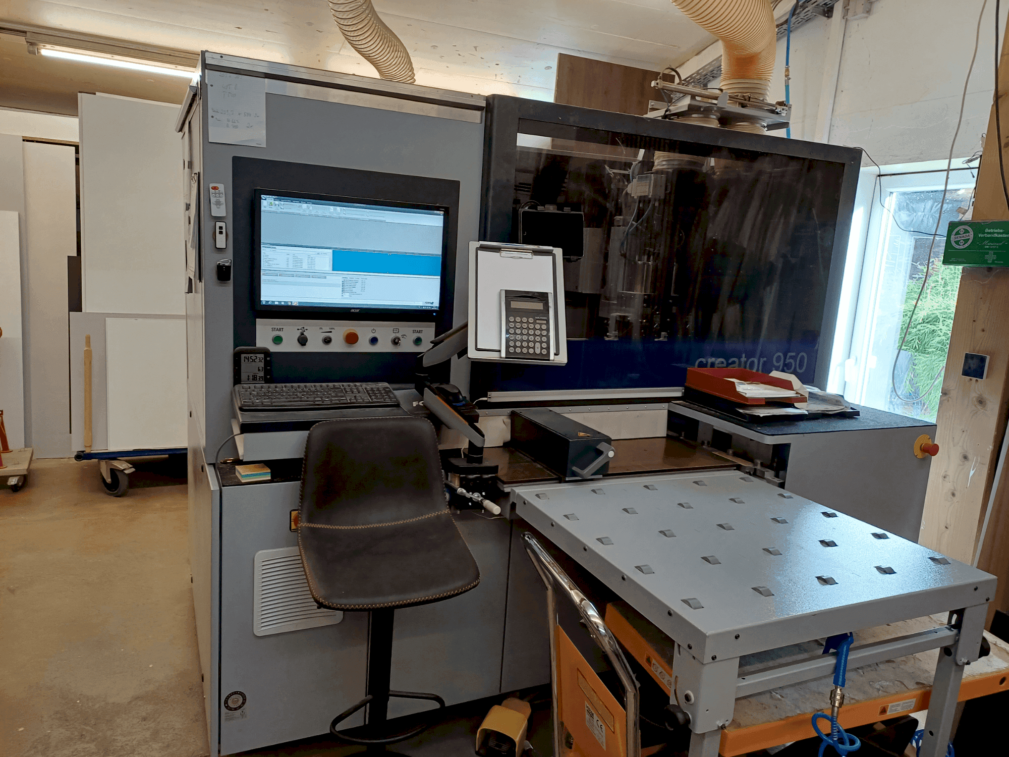 Makine FORMAT4 CNC CREATOR 950 - Önden görünüm