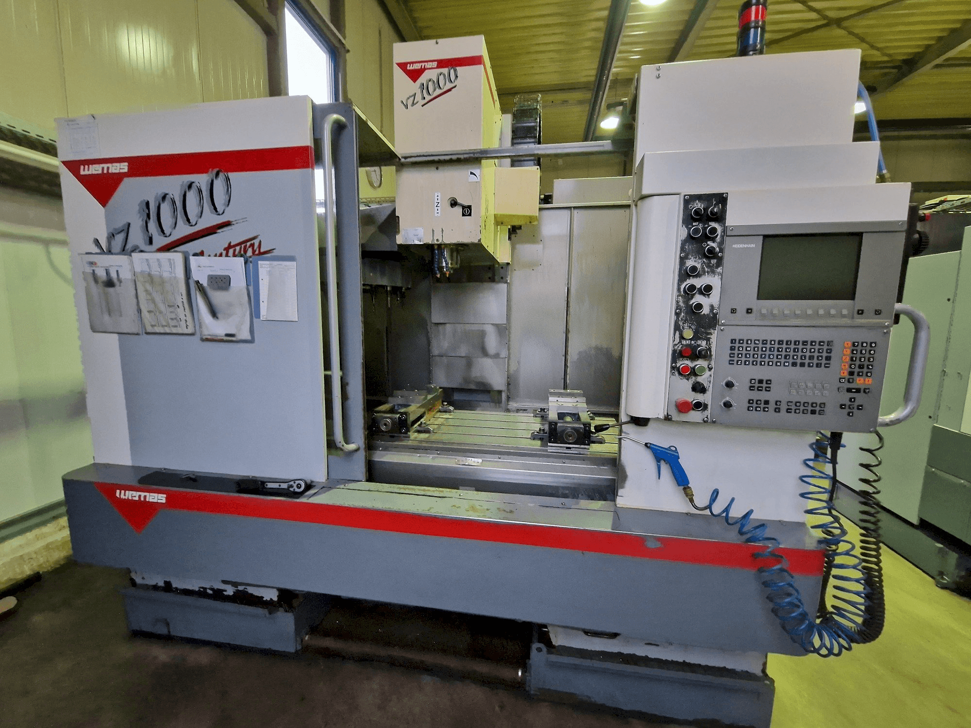 Makine WEMAS VZ 1000 - Önden görünüm