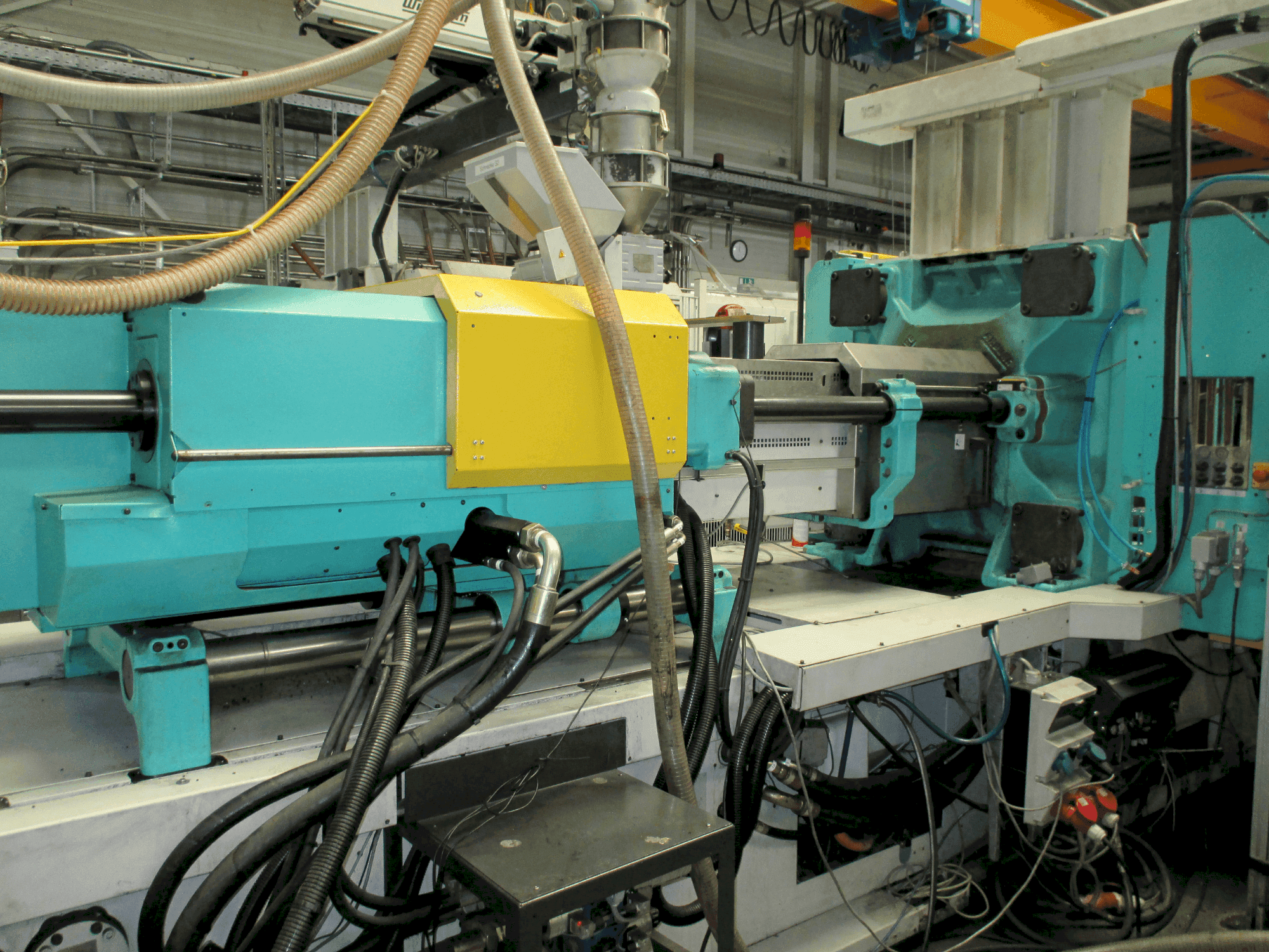 Makine Arburg Allrounder Selecta 720 S 3200-2100 - Önden görünüm