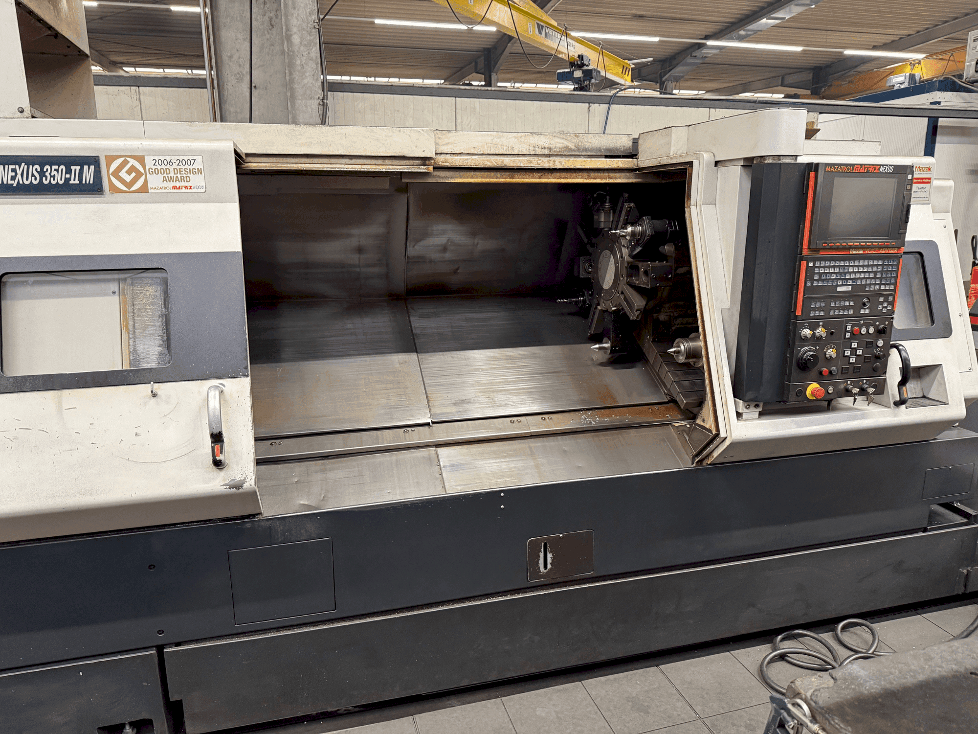 Makine Mazak Quick Turn Nexus 350-II M - Önden görünüm
